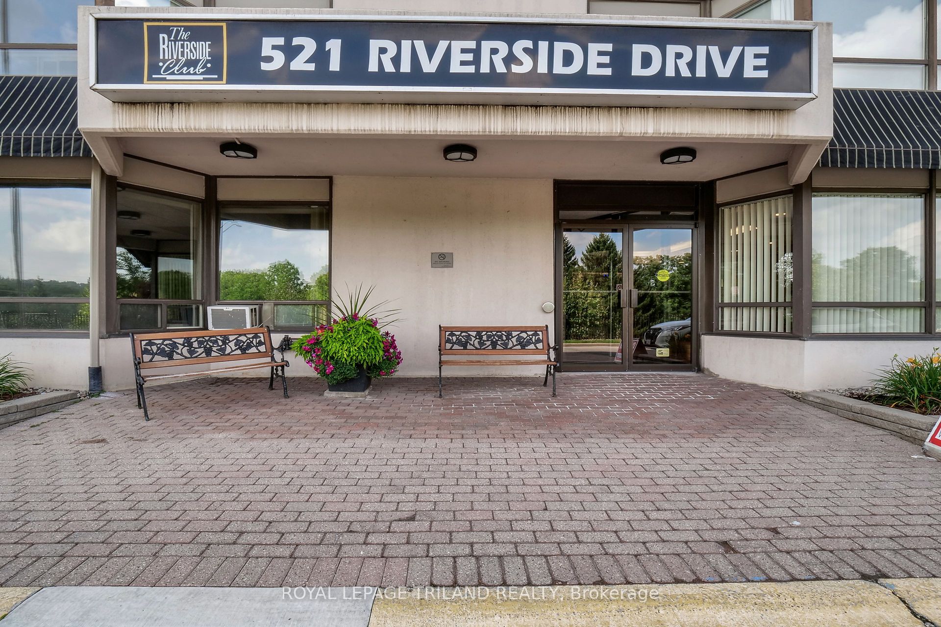 #415 - 521 Riverside Drive Property Photo 27