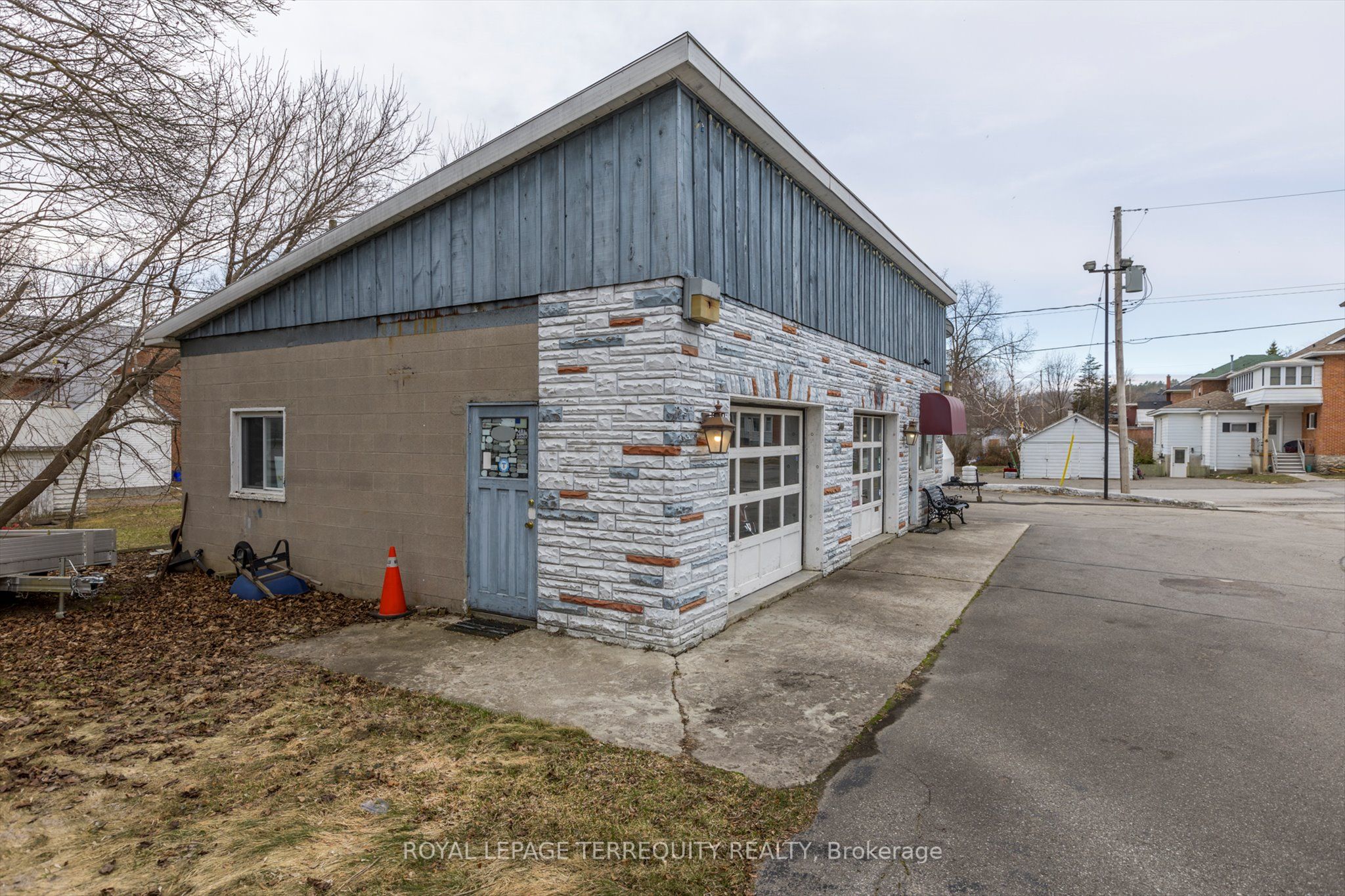 119 Bridge Street Property Photo 7