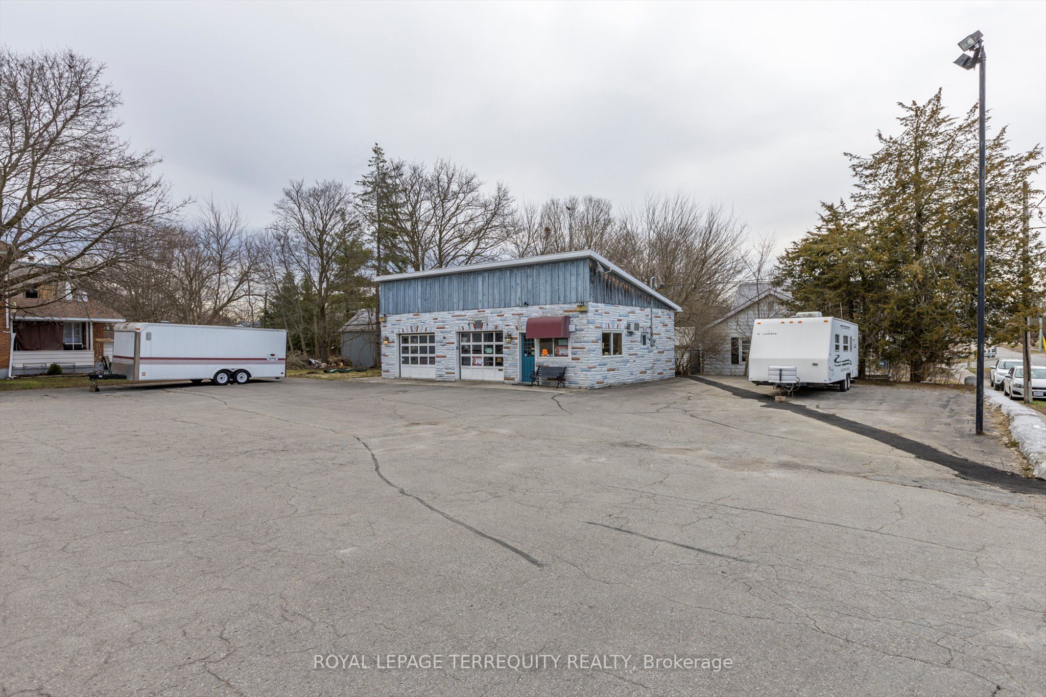 119 Bridge Street Property Photo 9