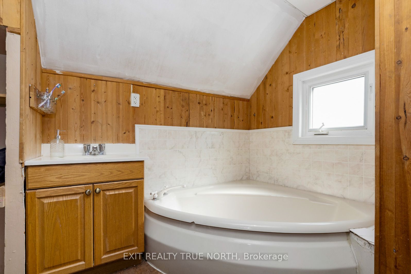 835 11th Street Property Photo 21