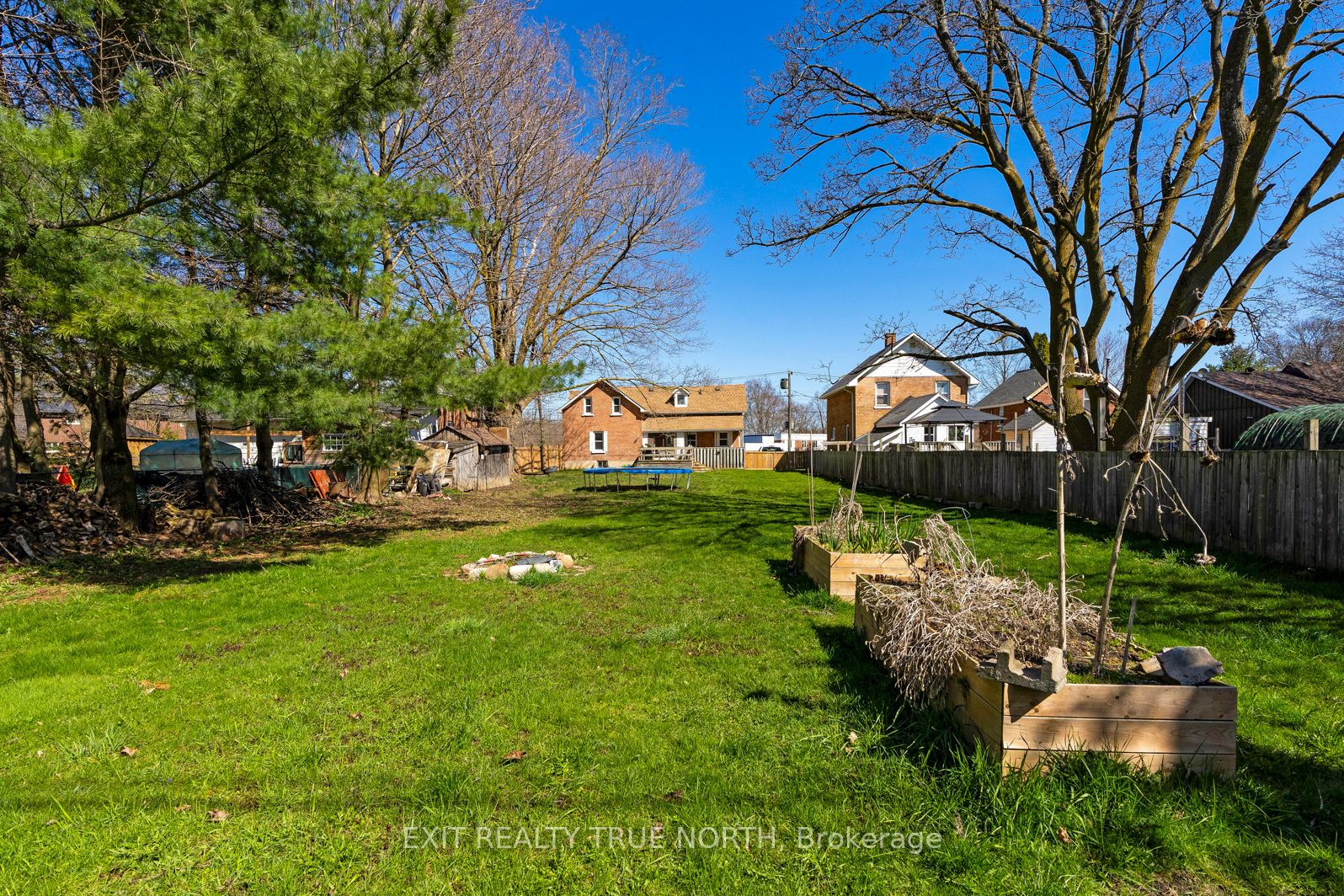 835 11th Street Property Photo 24