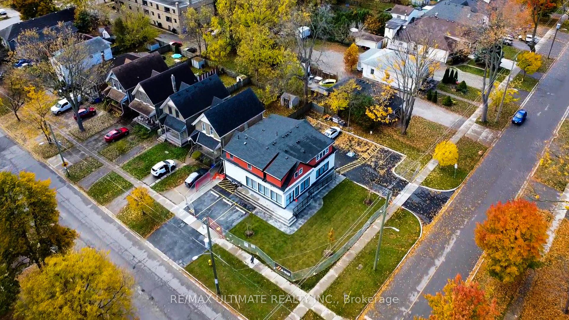 203 Colborne Street Property Photo 9