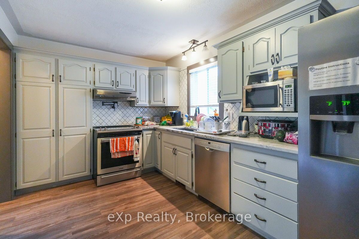 525 19th Street Property Photo 9