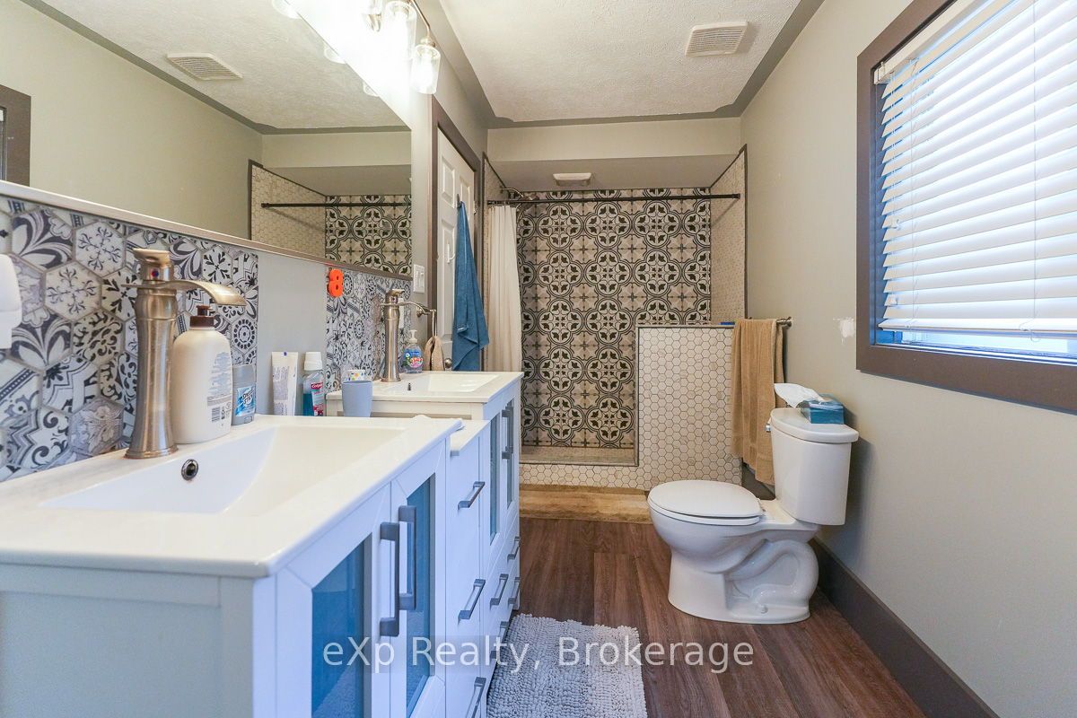 525 19th Street Property Photo 15
