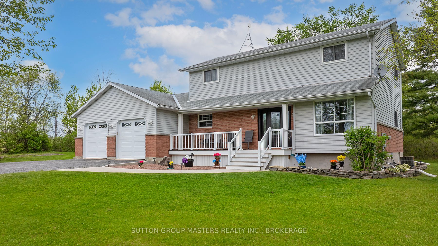 4734 Bellrock Road W Property Photo 1