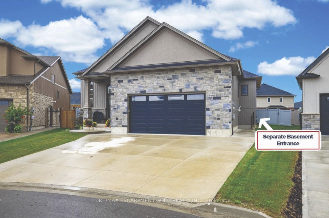 3 Delicious Court Property Photo 2