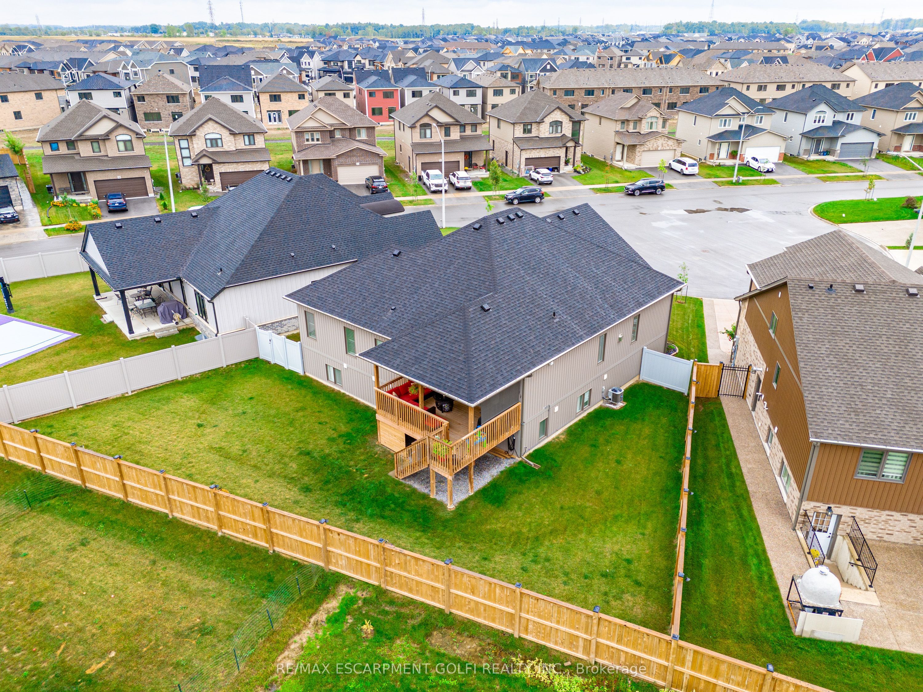 3 Delicious Court Property Photo 11