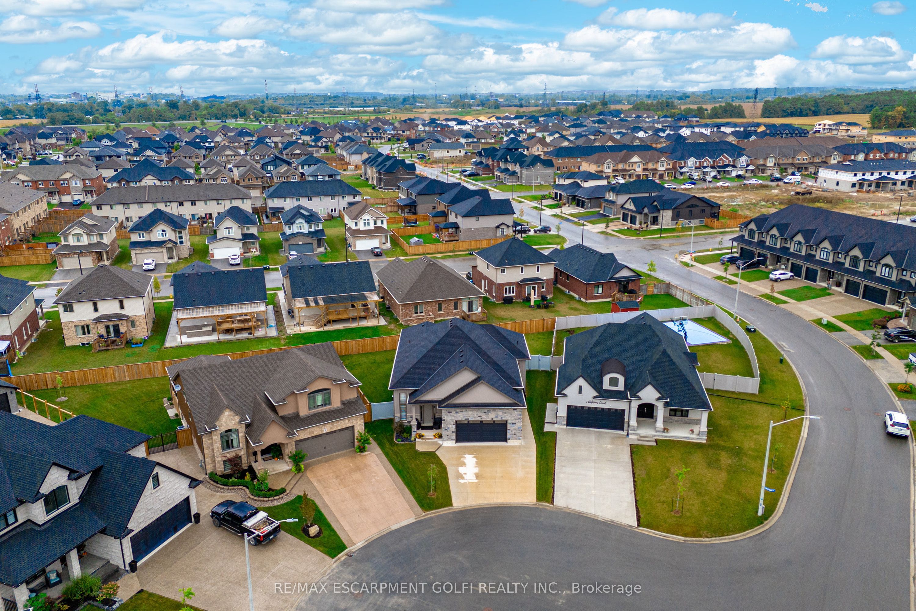 3 Delicious Court Property Photo 12