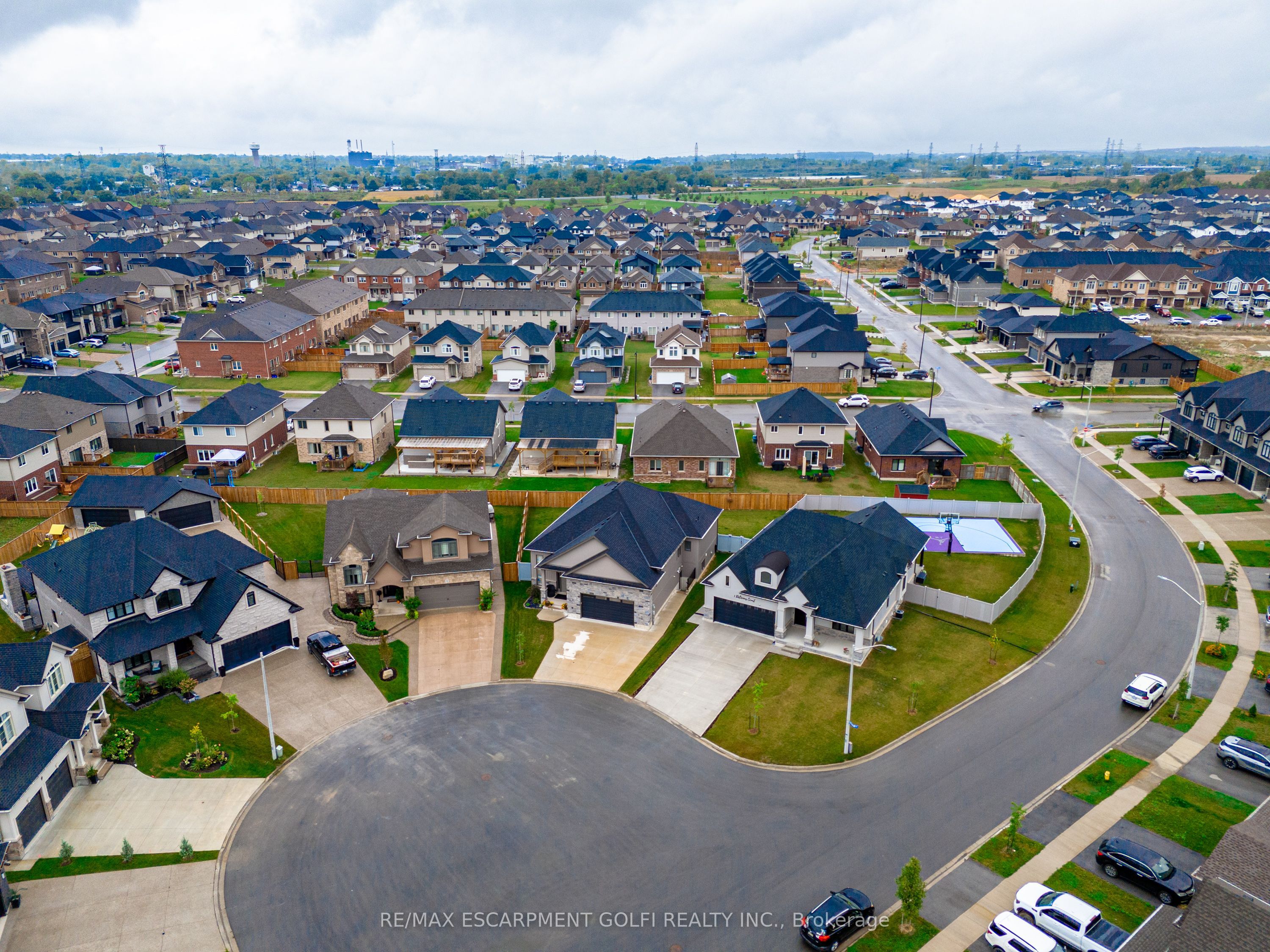 3 Delicious Court Property Photo 13