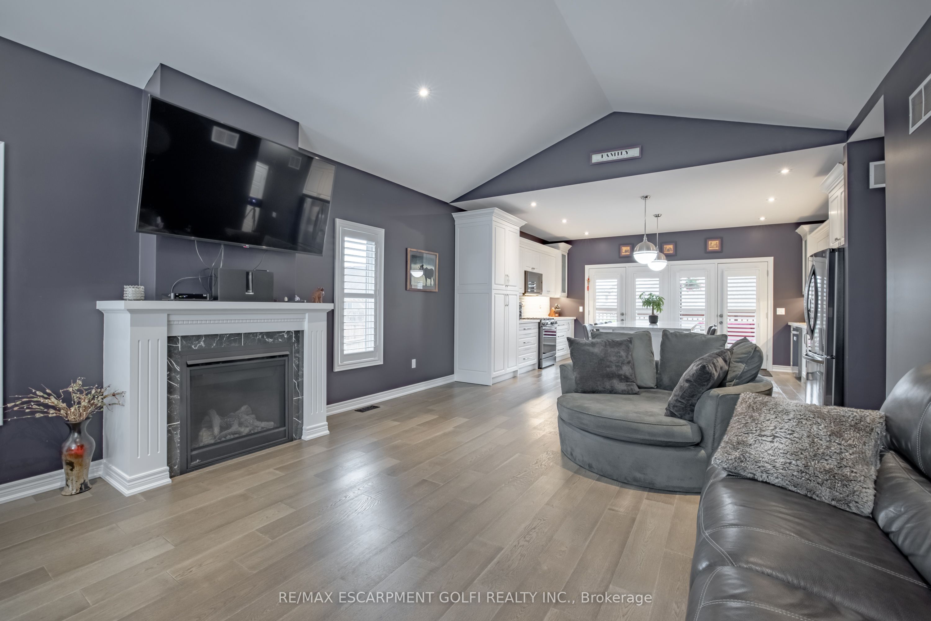 3 Delicious Court Property Photo 20