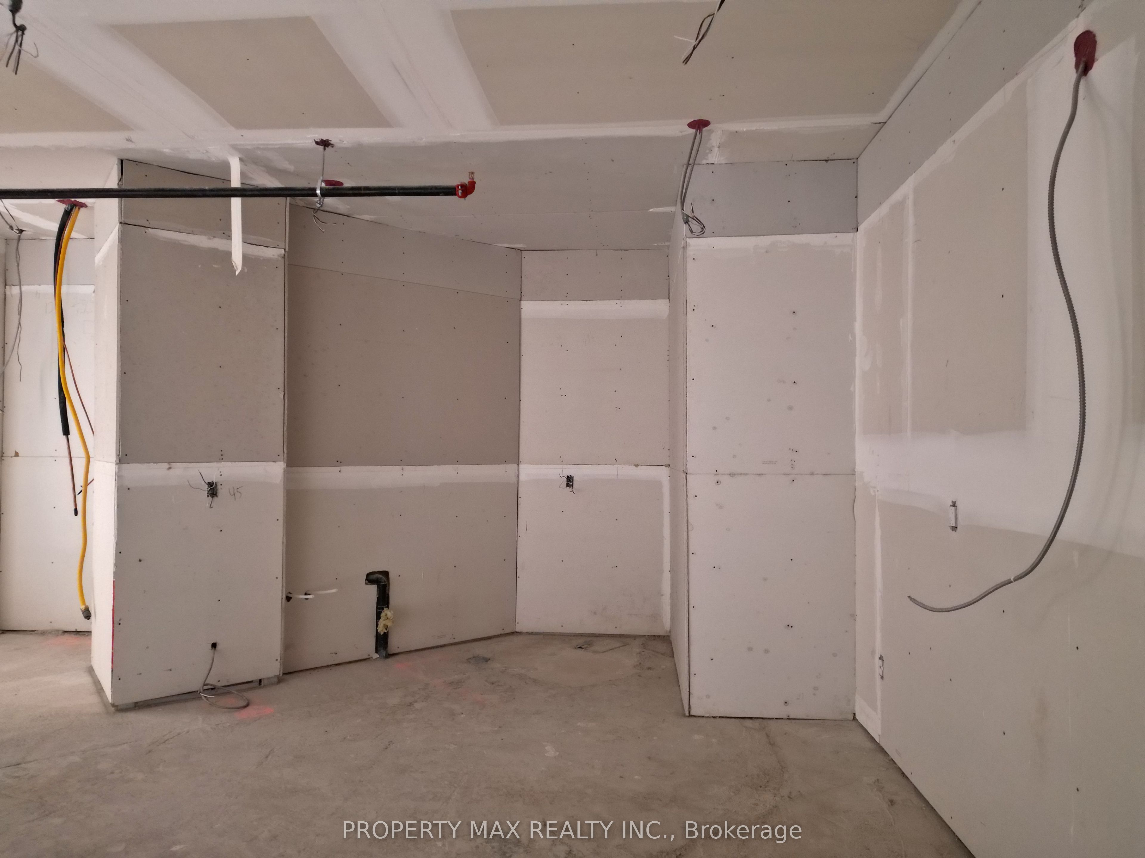 1061 Richmond Street Property Photo 23