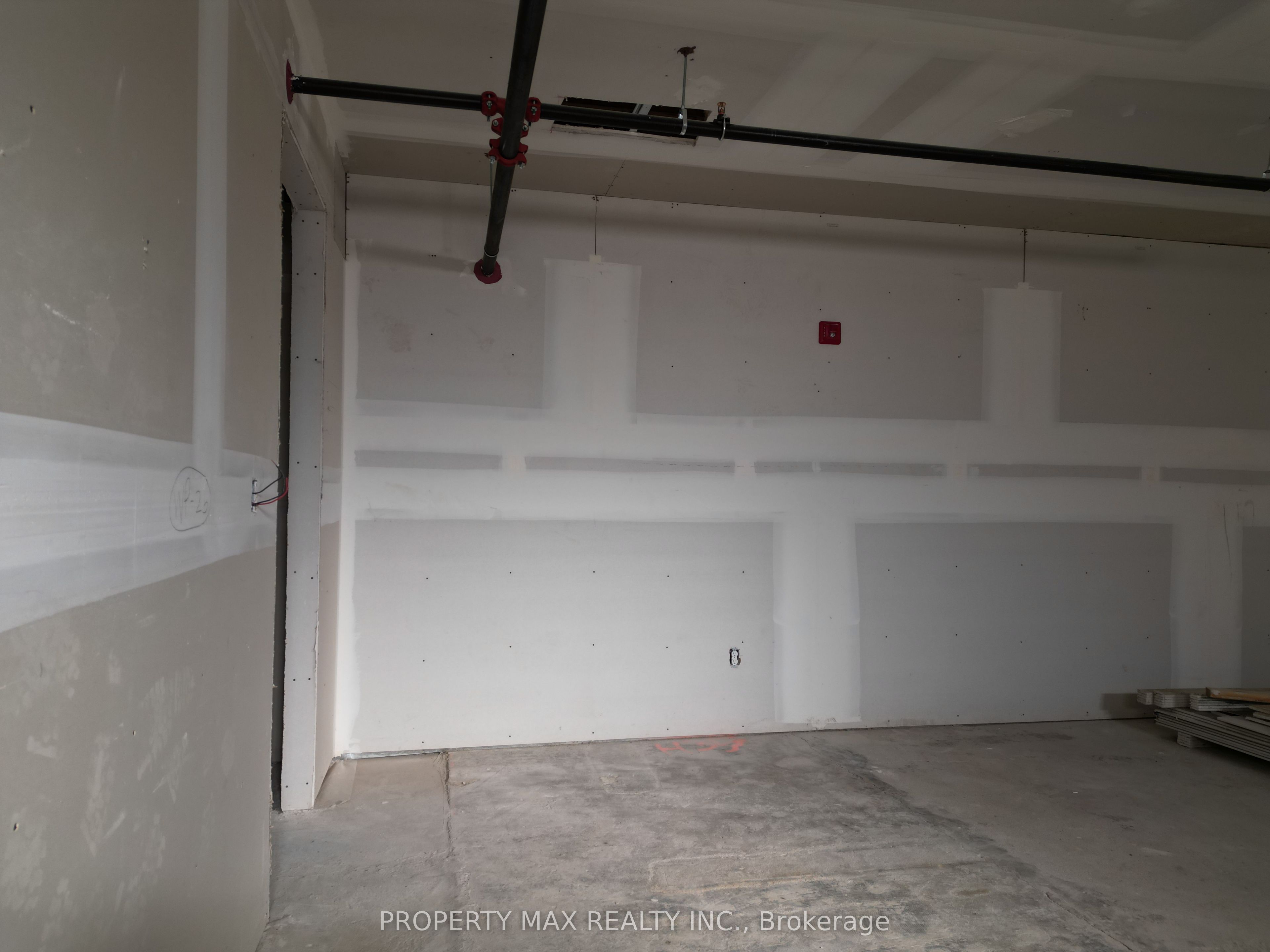 1061 Richmond Street Property Photo 27