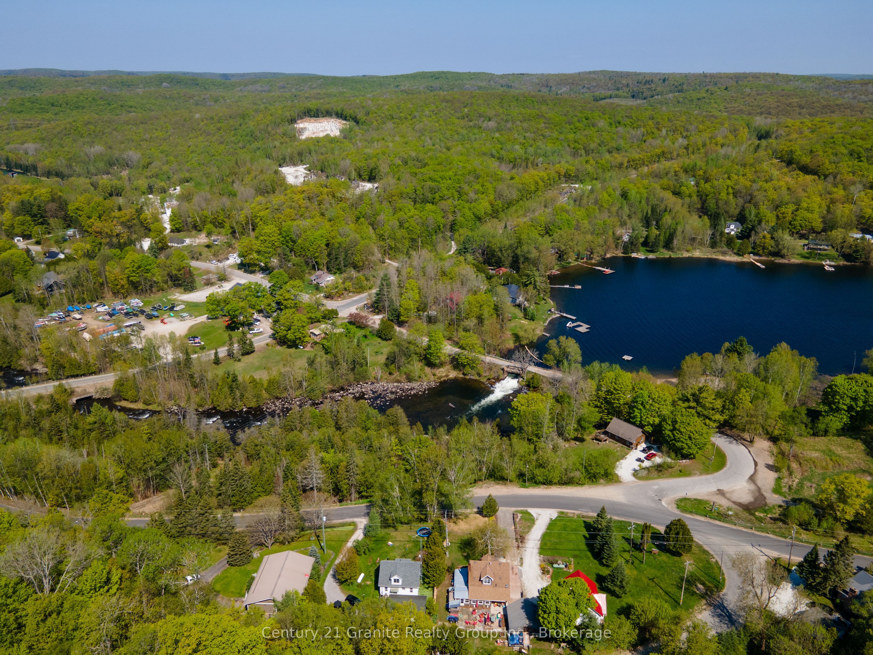 1019 Bushwolf Lake Road Property Photo 7