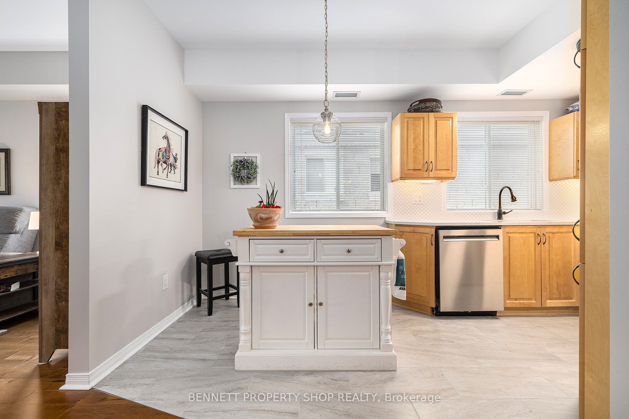 114 Robson Court Property Photo 12