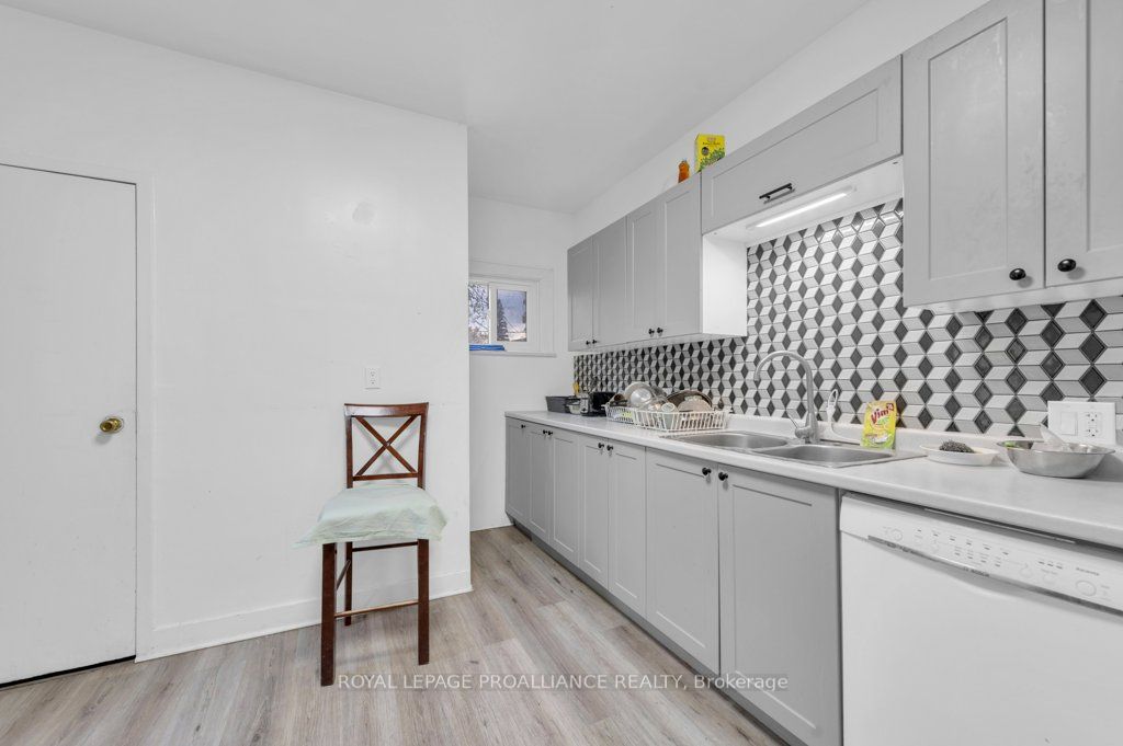 91 Bridge Street Property Photo 8