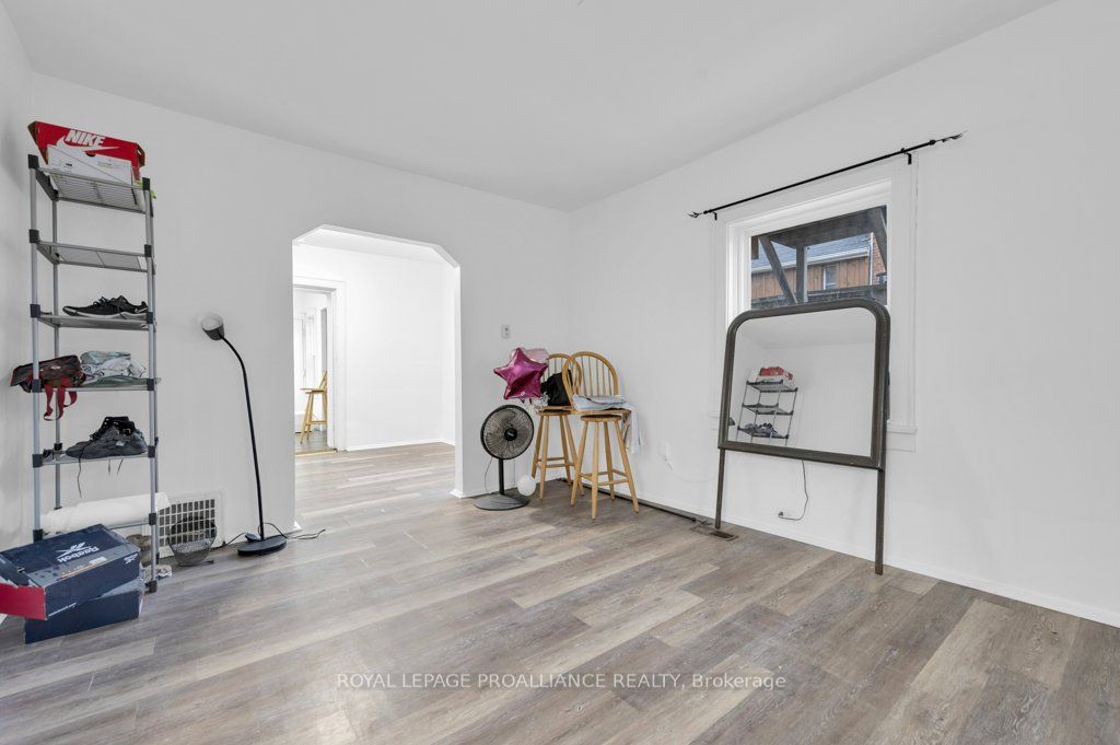 91 Bridge Street Property Photo 10