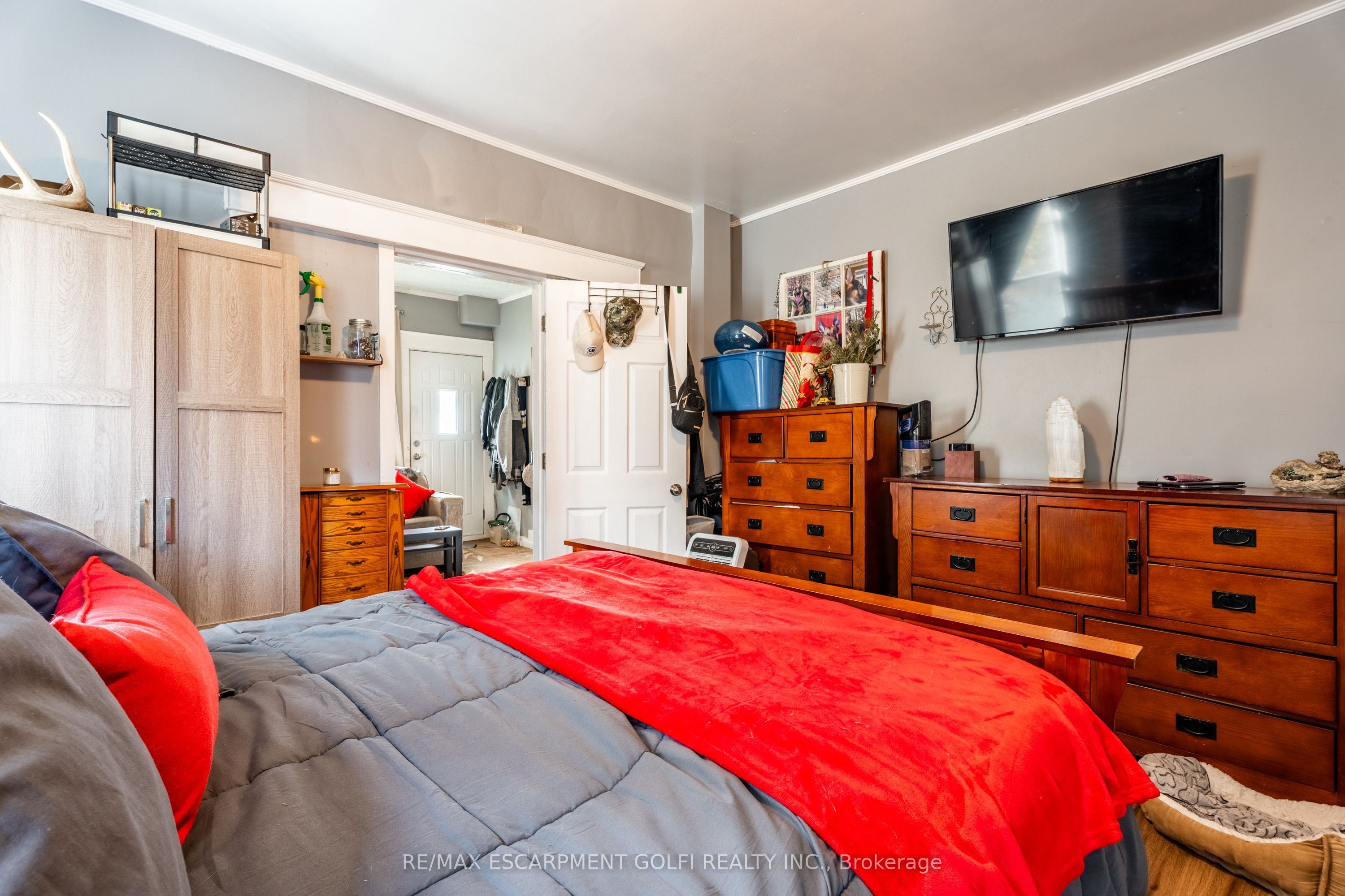 4933 Jepson Street Property Photo 10