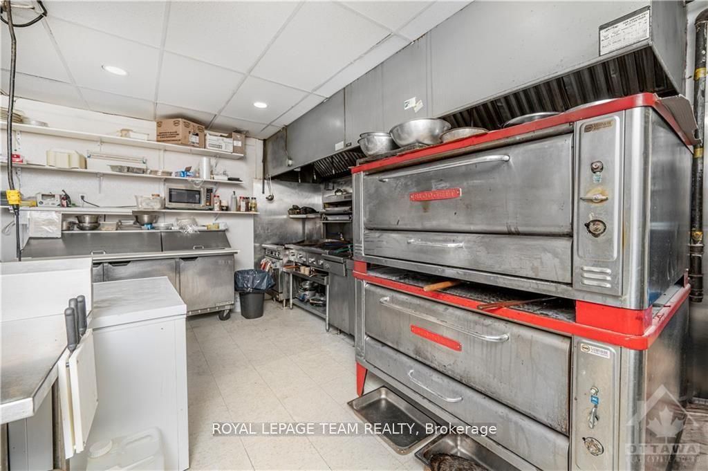 2858 Munster Road Property Photo 21