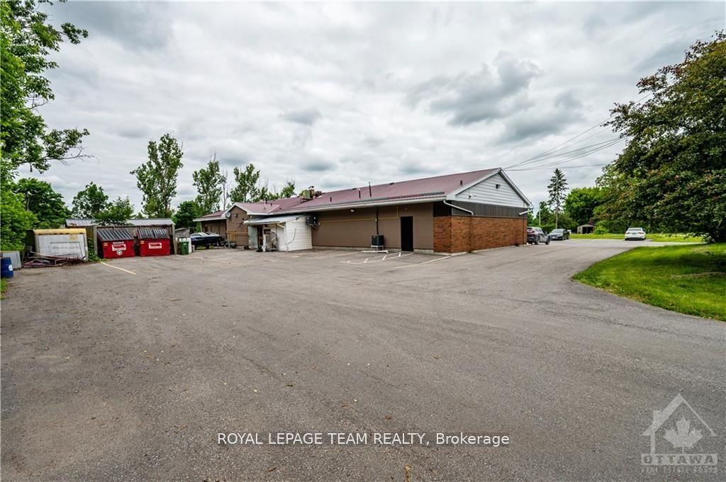 2858 Munster Road Property Photo 29