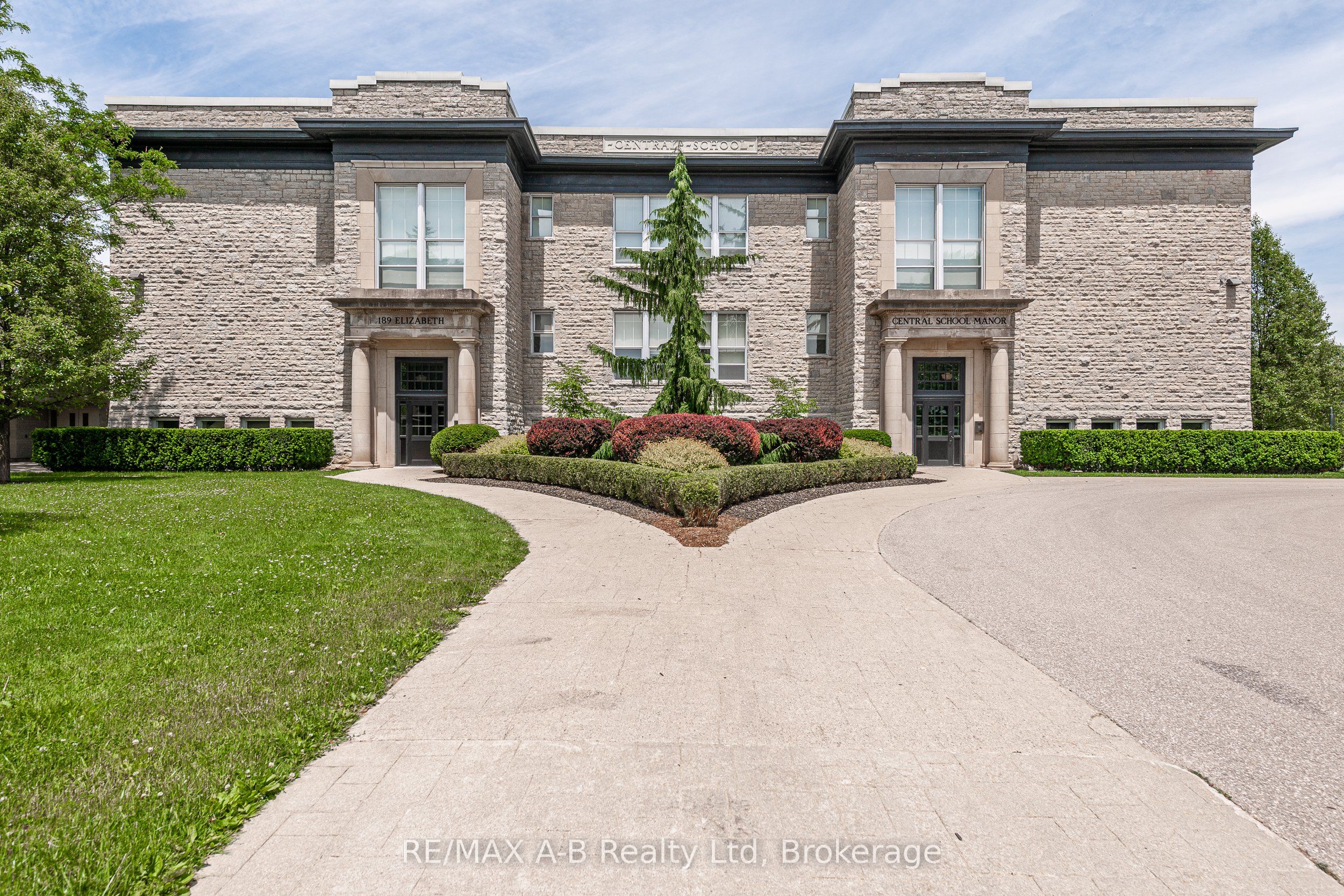 #2f - 189 Elizabeth Street Property Photo 1