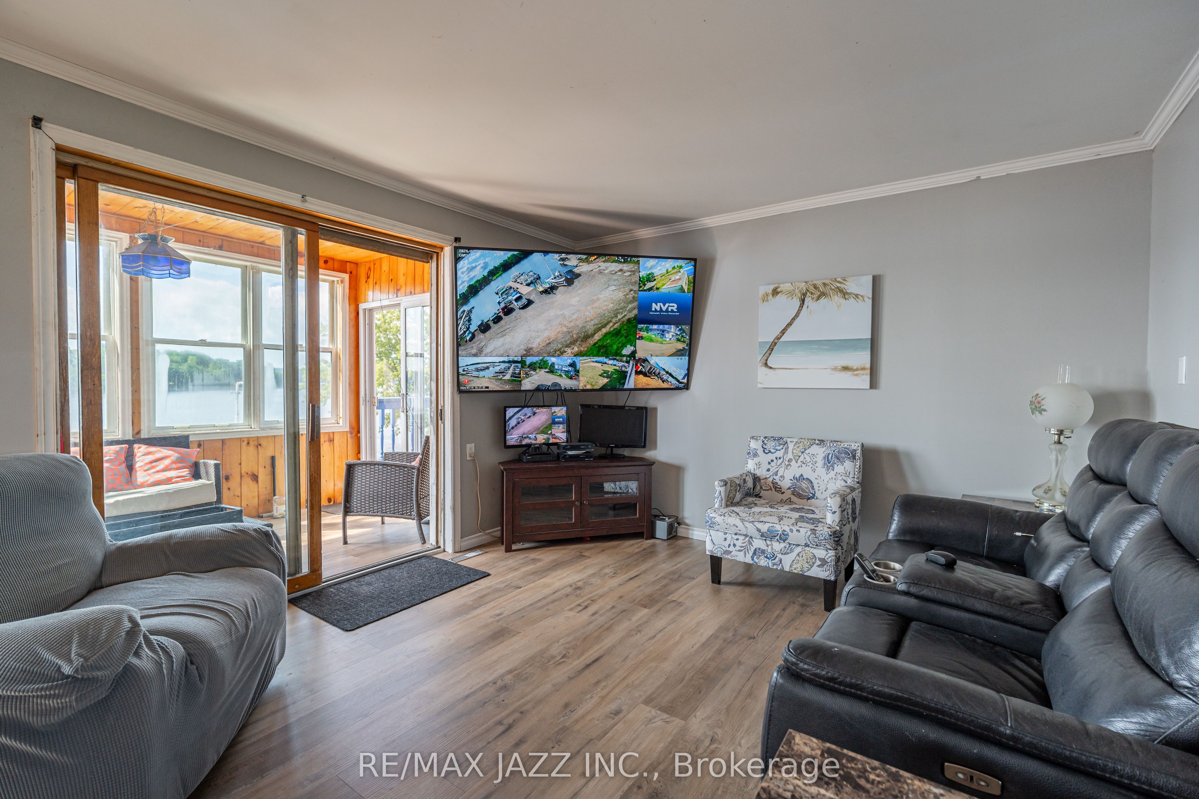 1087 Islandview Drive Property Photo 17