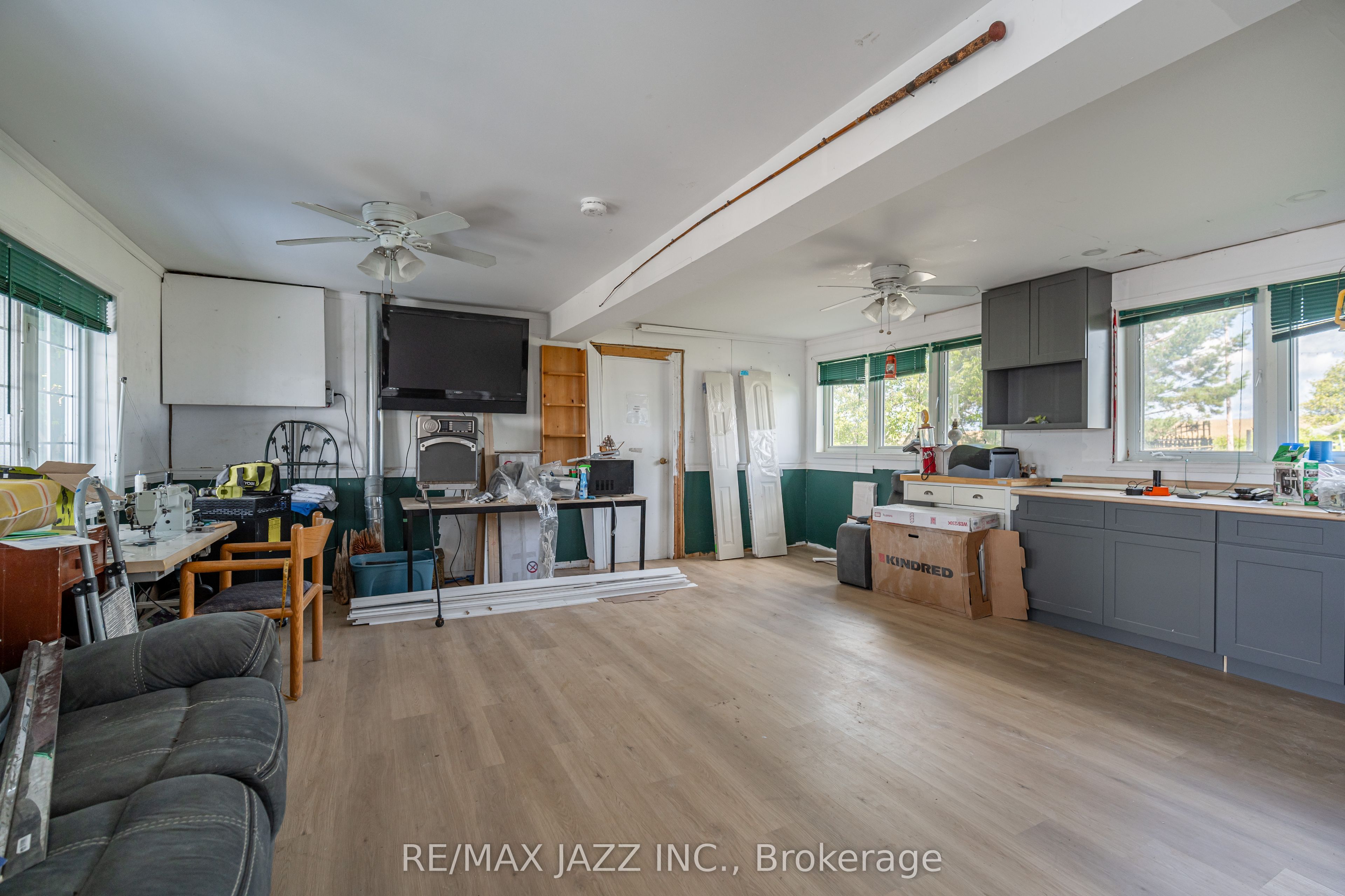 1087 Islandview Drive Property Photo 24