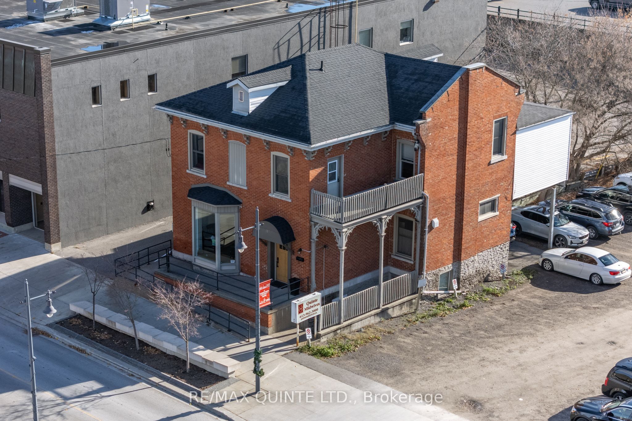 11 Victoria Avenue Property Photo 1