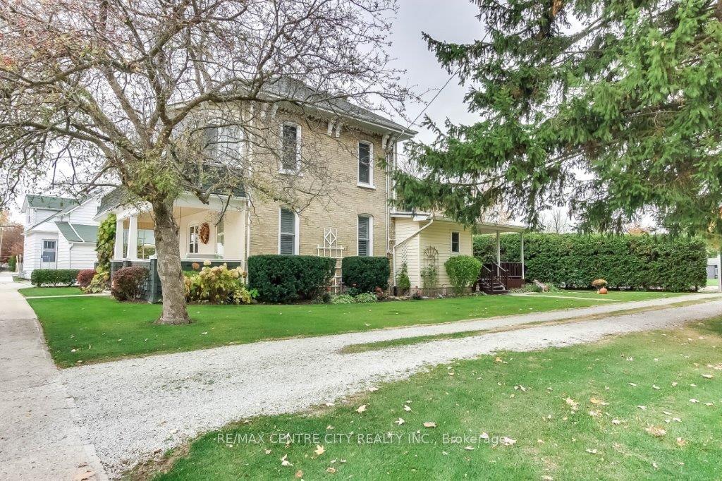 9566 Union Road Property Photo 1