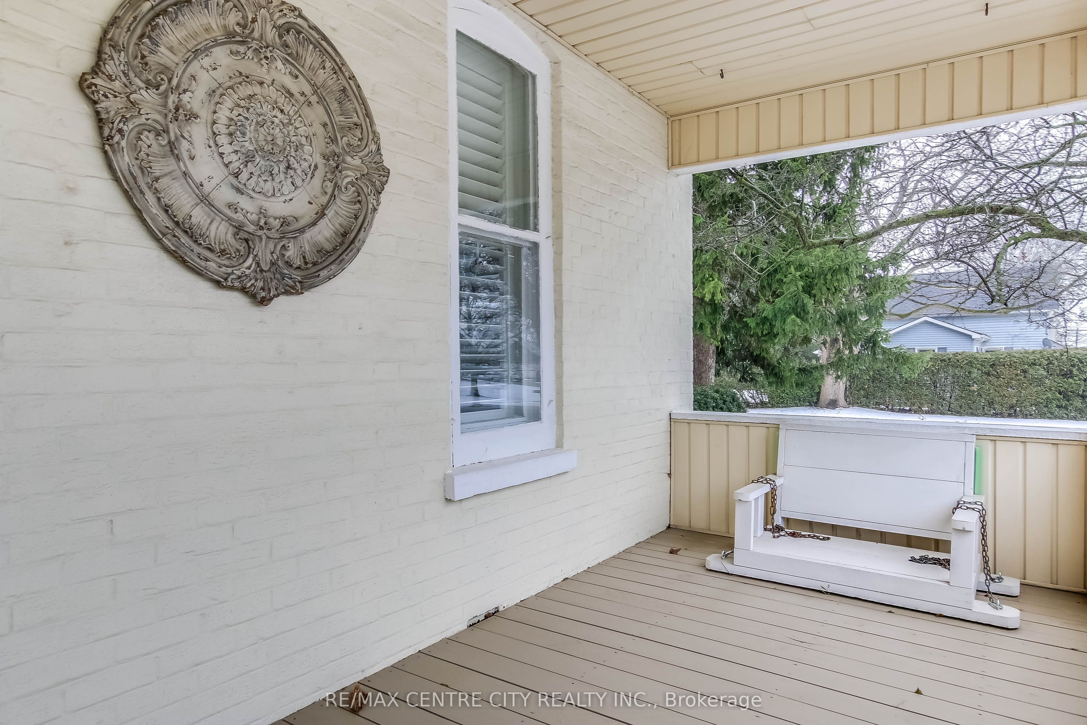 9566 Union Road Property Photo 6