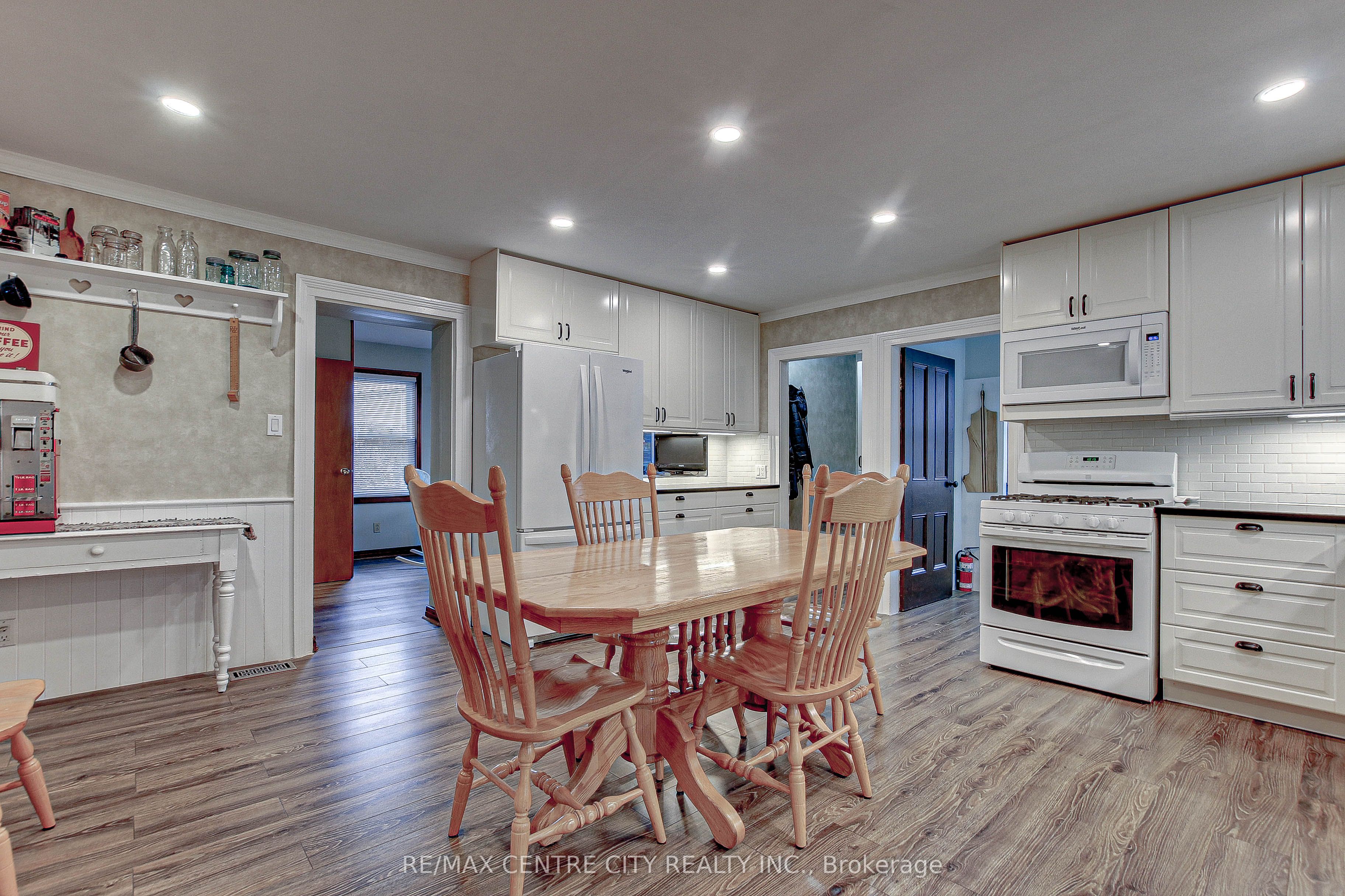 9566 Union Road Property Photo 17