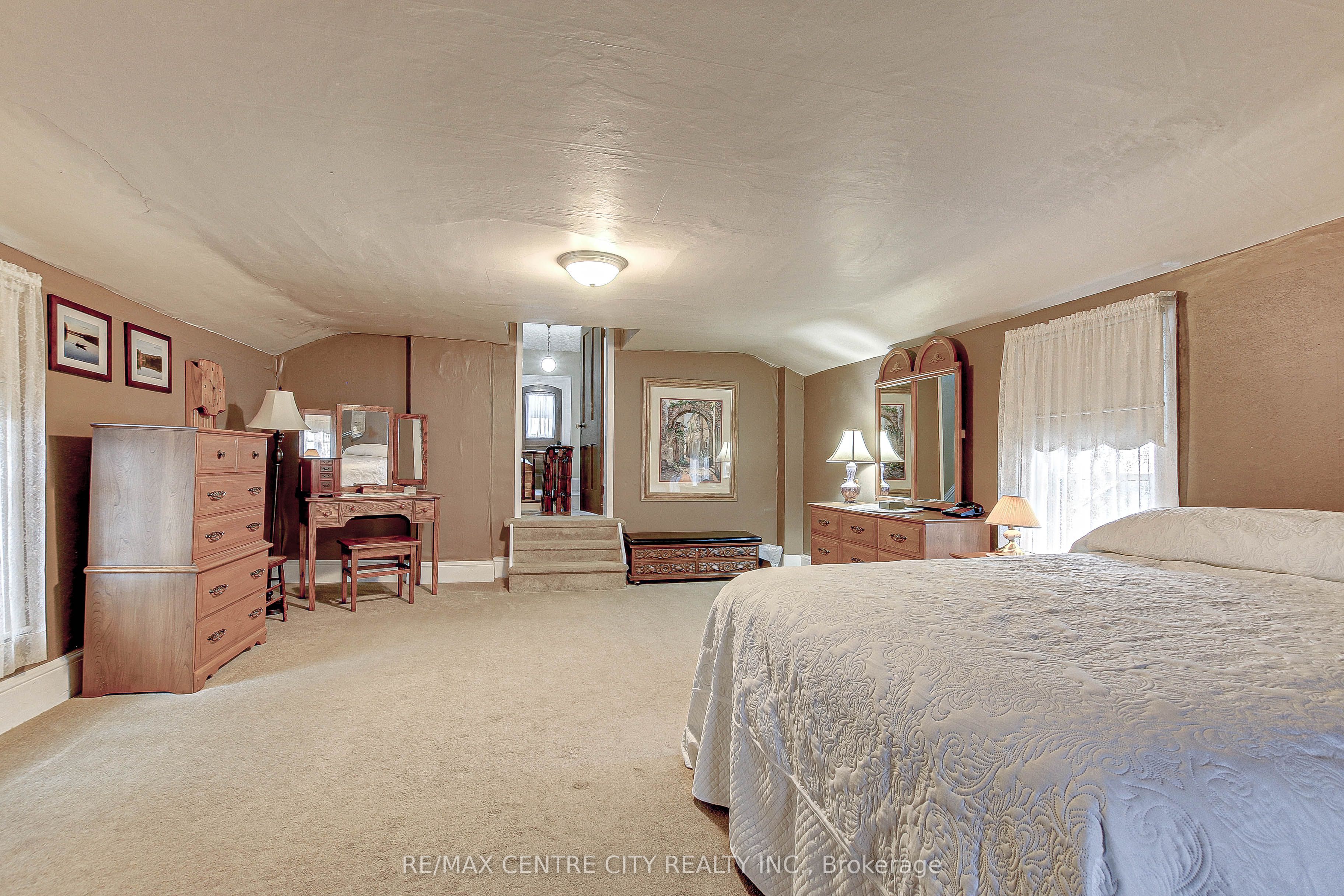 9566 Union Road Property Photo 28