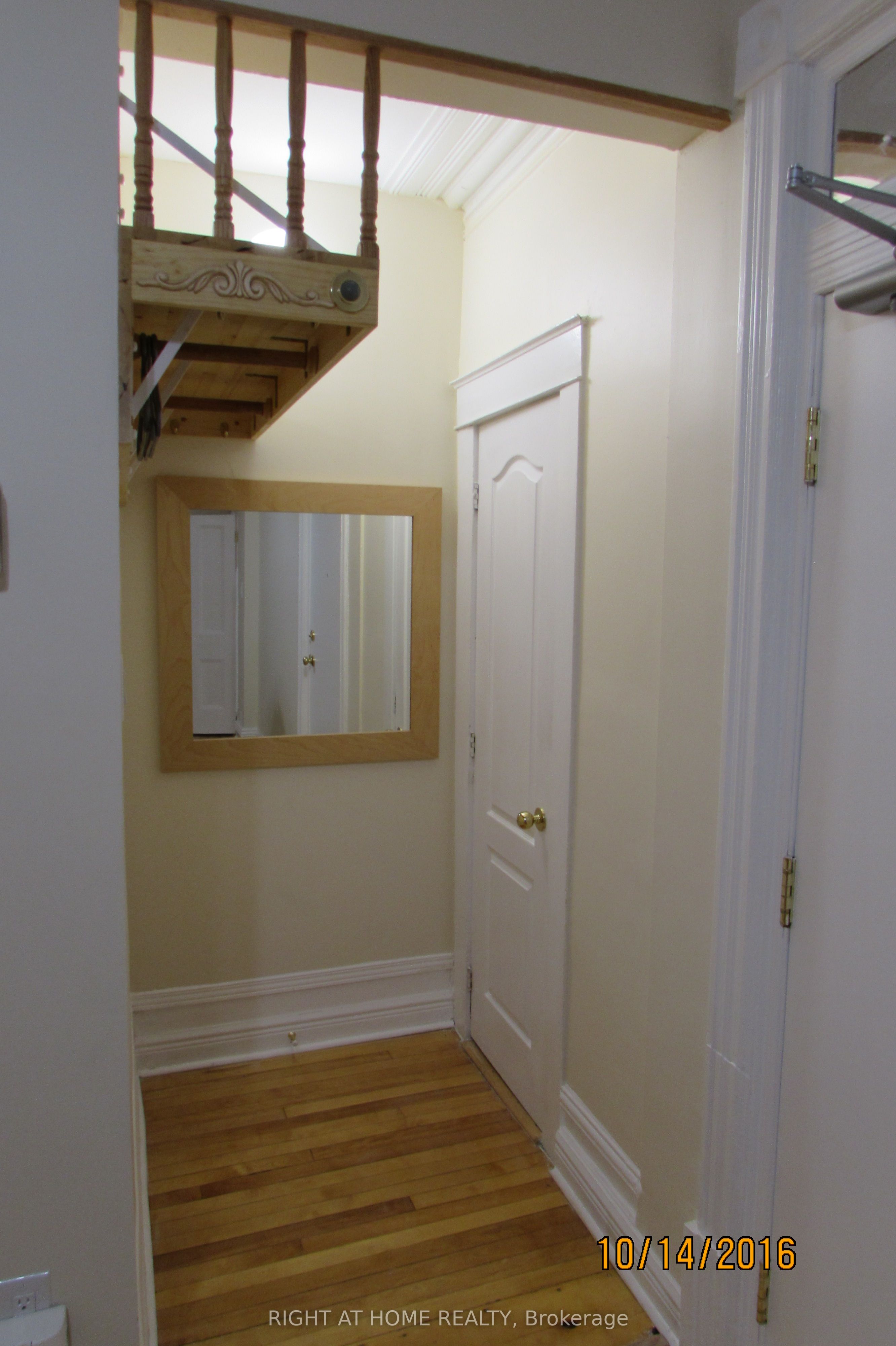 #2a - 220 Lyon Street Property Photo 6