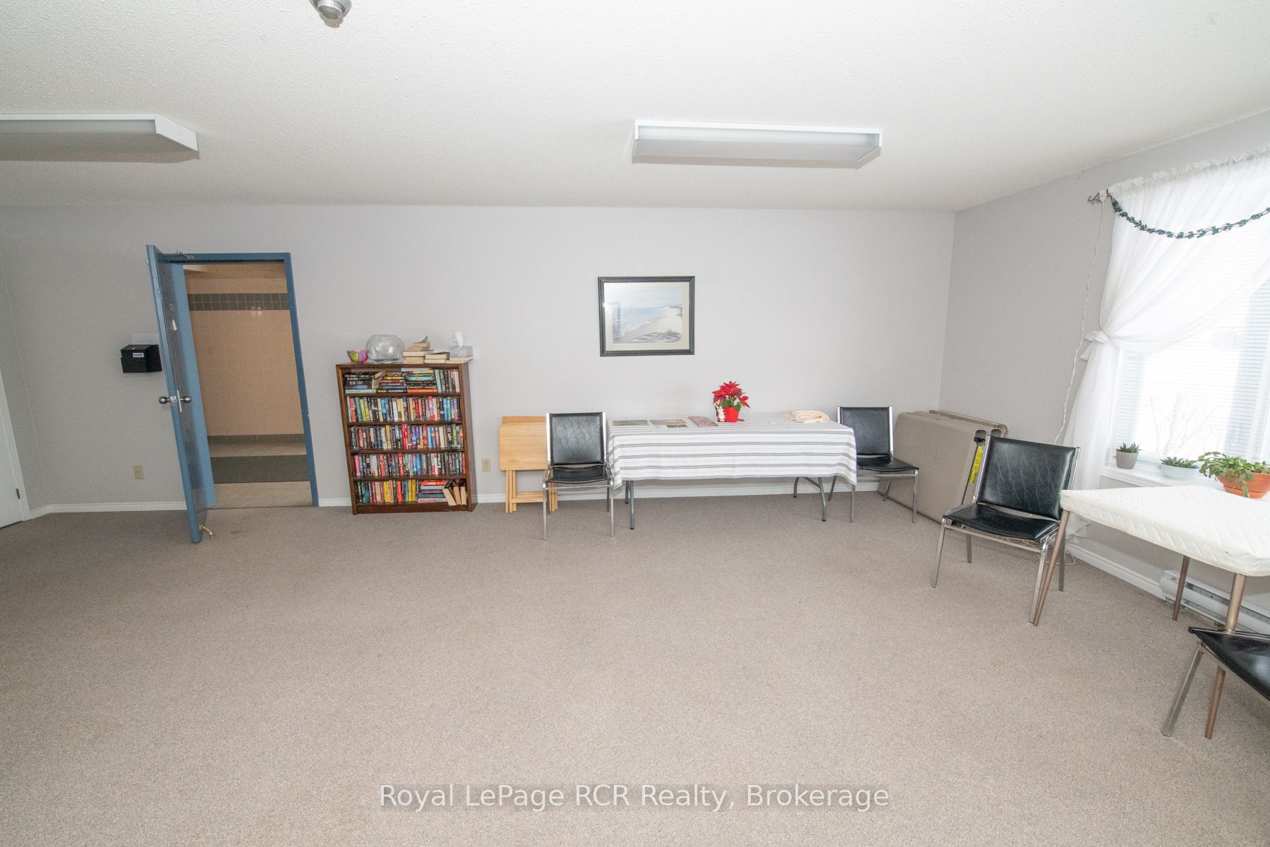 497 Birmingham Street W 108 Property Photo 28