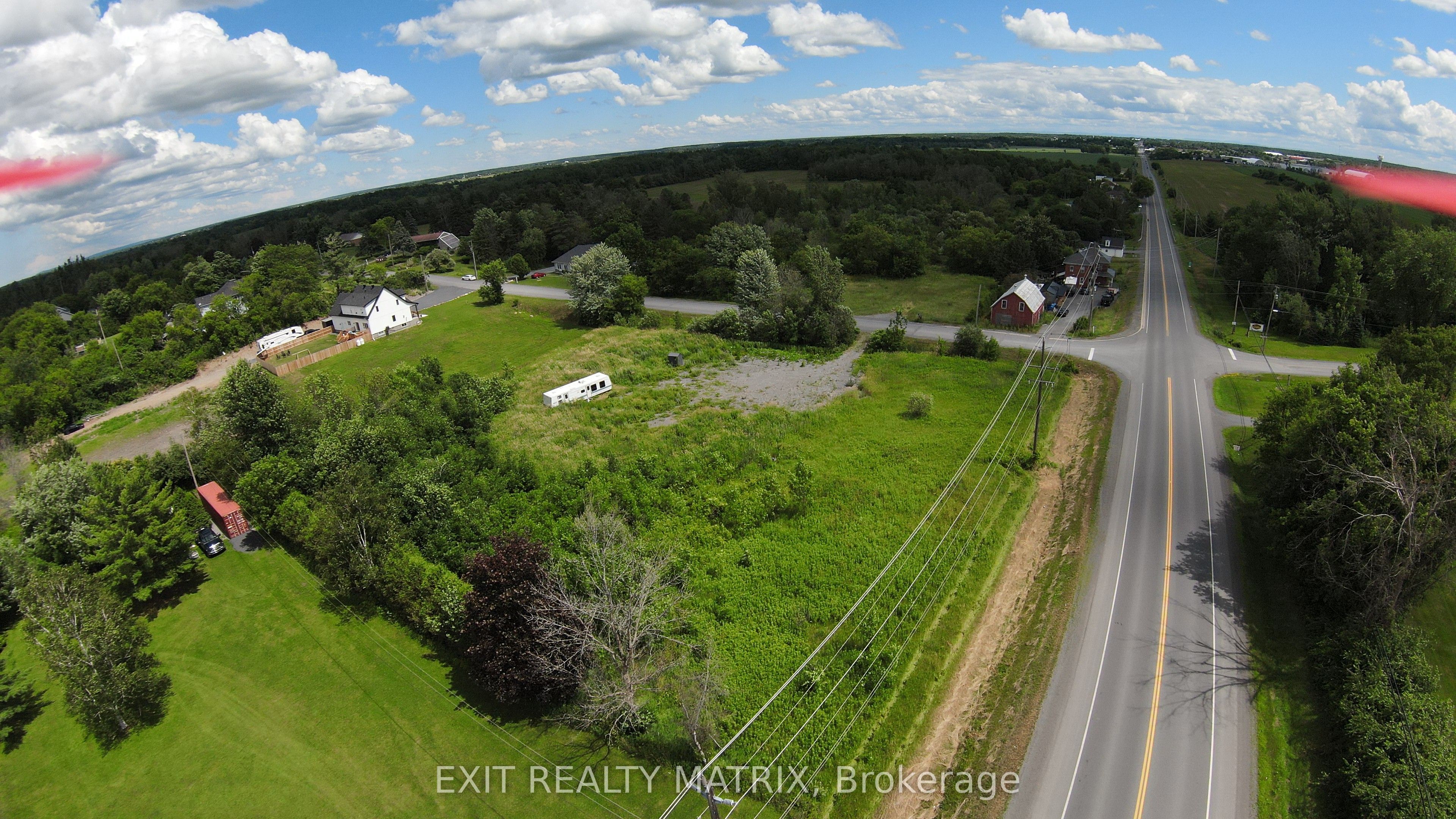 20373 Eigg Road Property Photo 3
