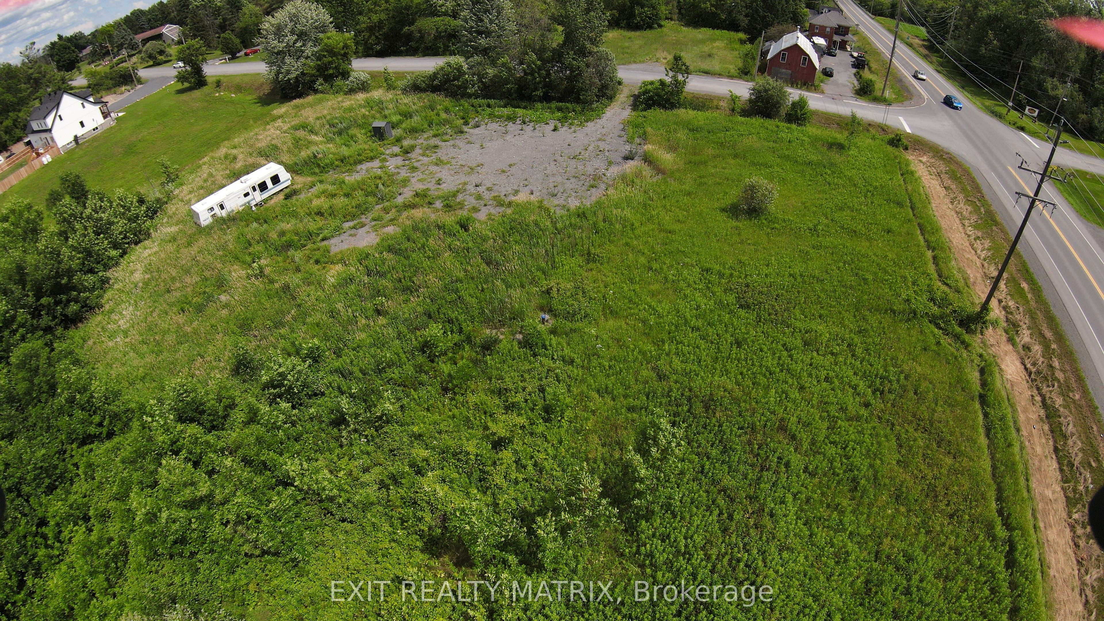 20373 Eigg Road Property Photo 5
