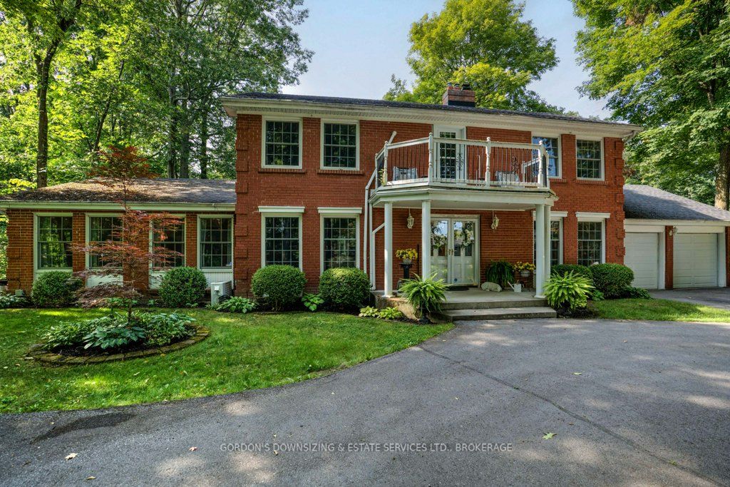 25 Riverside Drive Property Photo 1