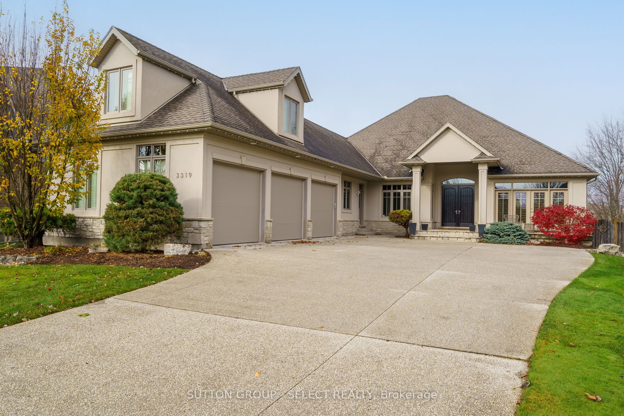 3319 Mclauchlan Grove Property Photo 1