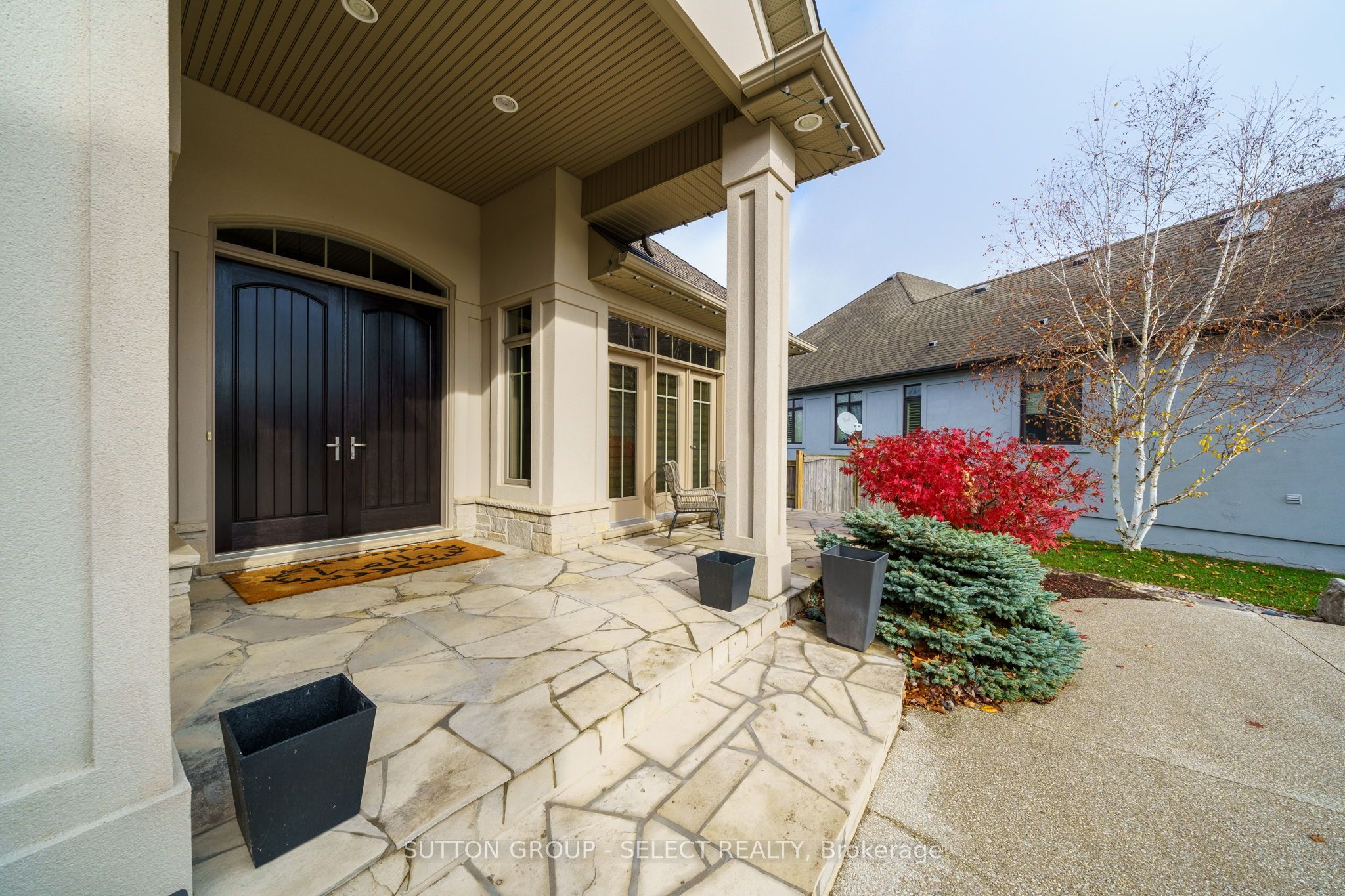 3319 Mclauchlan Grove Property Photo 3