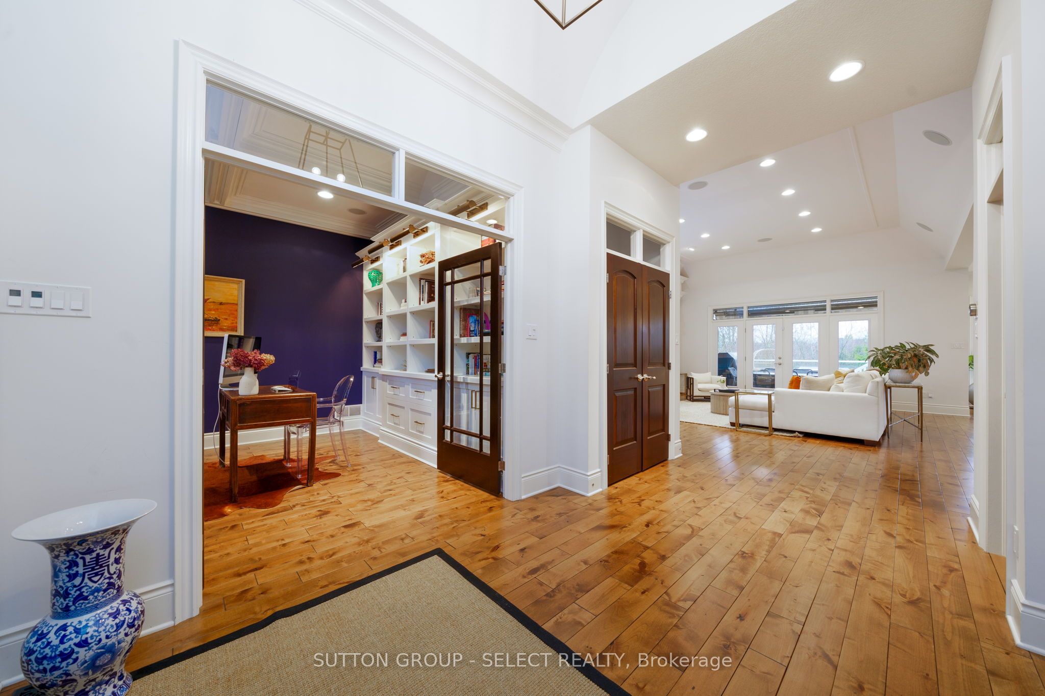 3319 Mclauchlan Grove Property Photo 5