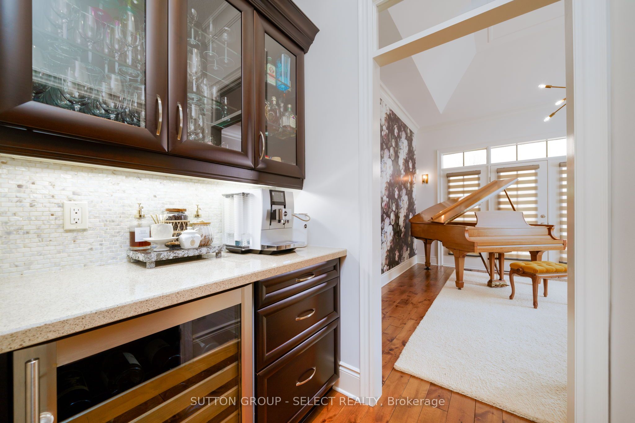 3319 Mclauchlan Grove Property Photo 7
