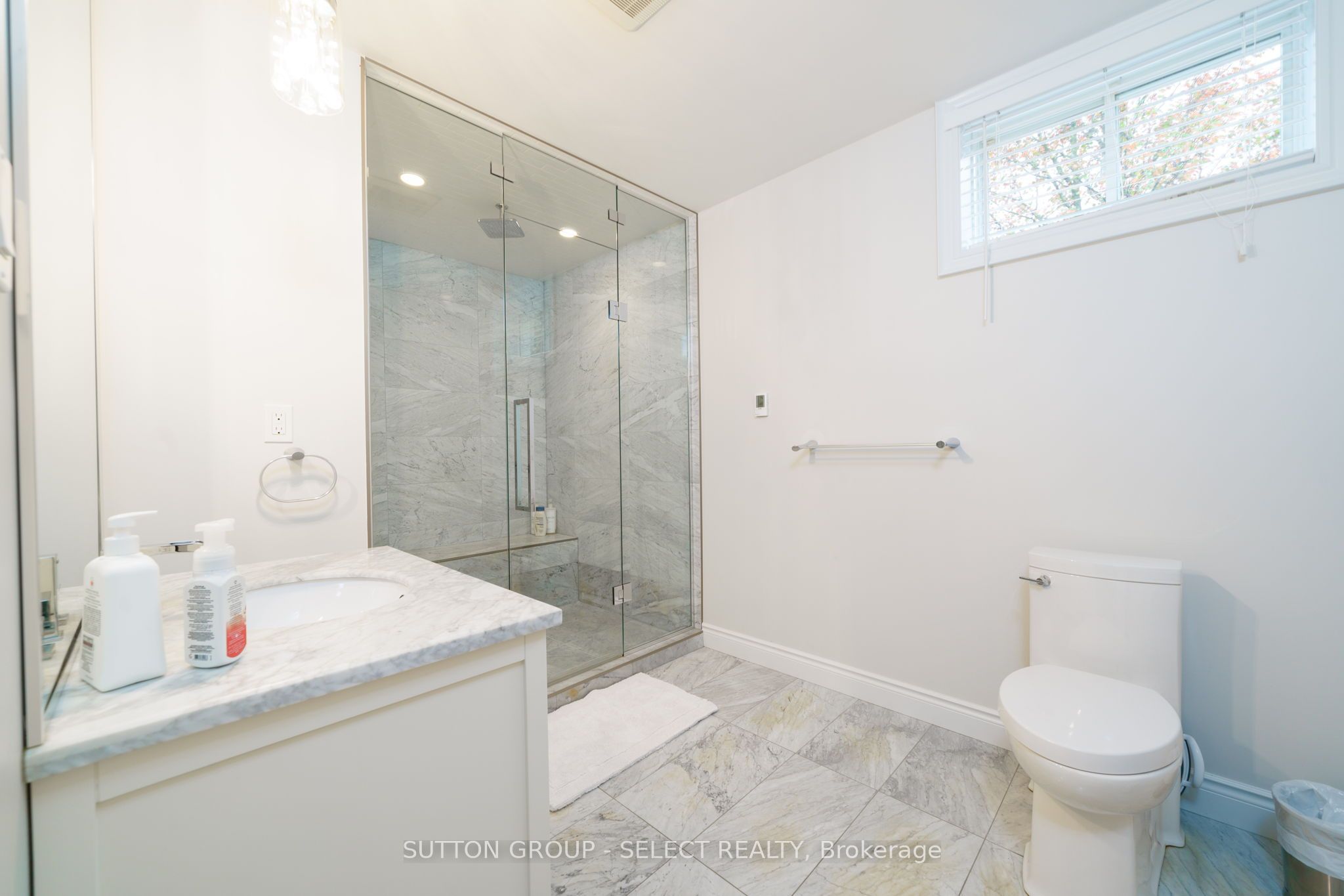 3319 Mclauchlan Grove Property Photo 24