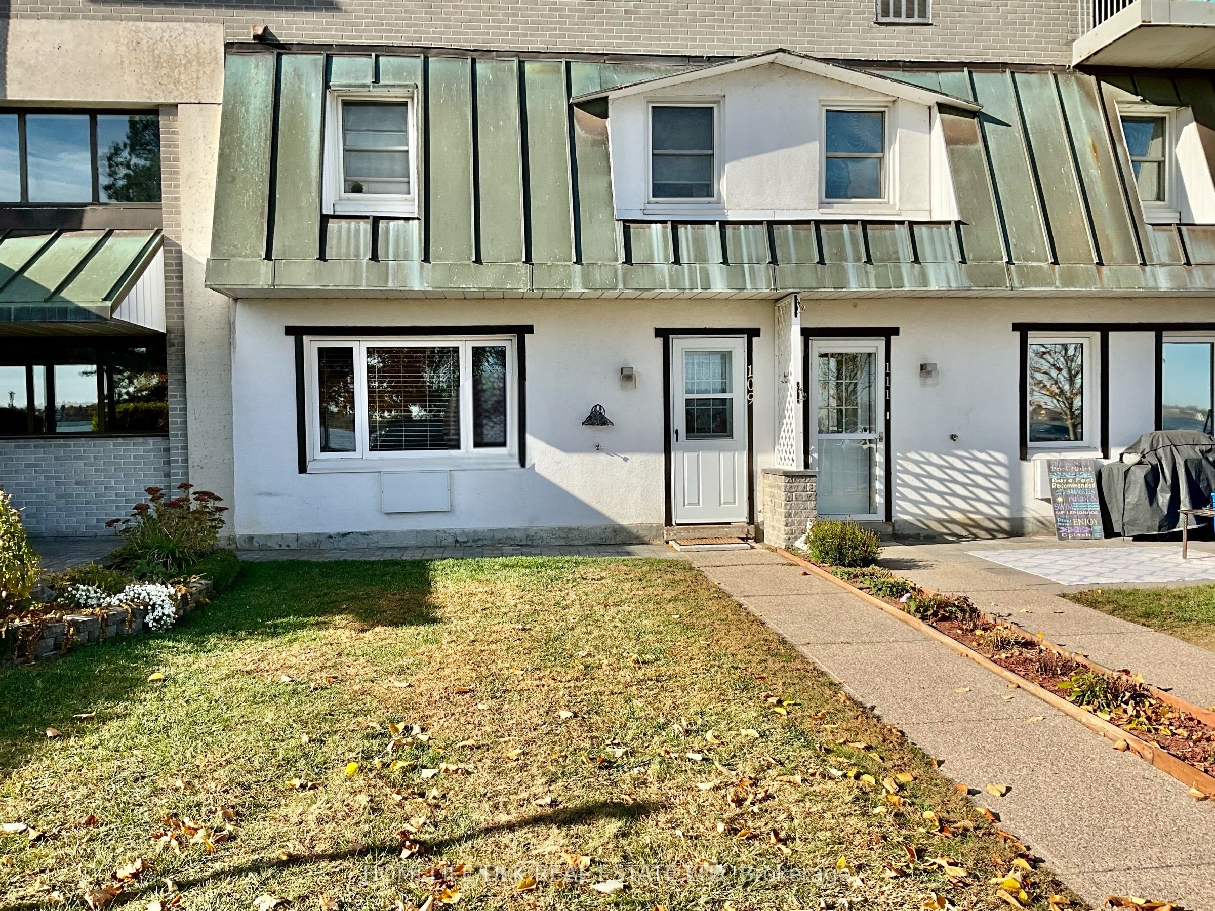 #109 - 235 Water Street Property Photo