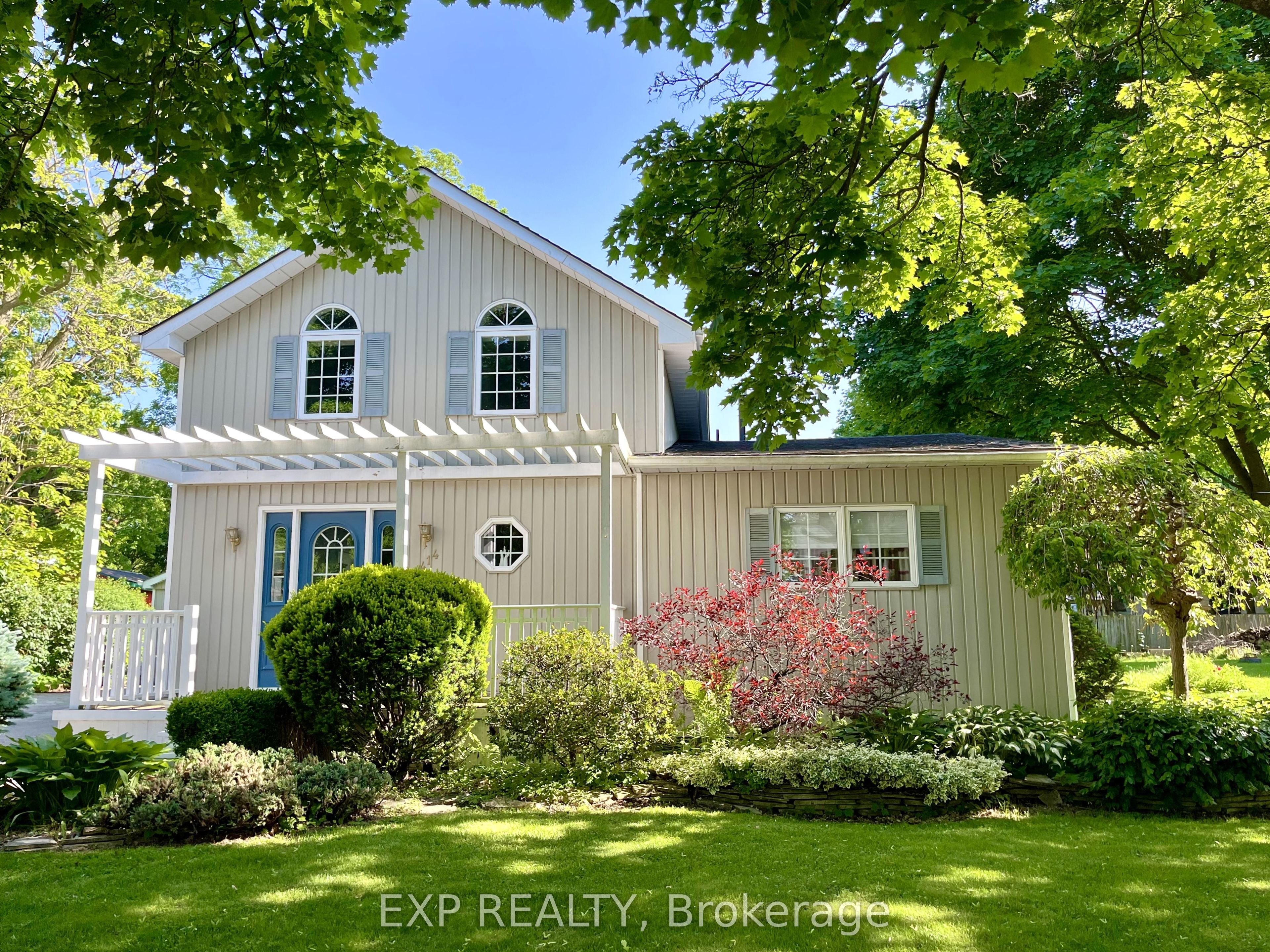Warwick Real Estate Listings Main Image
