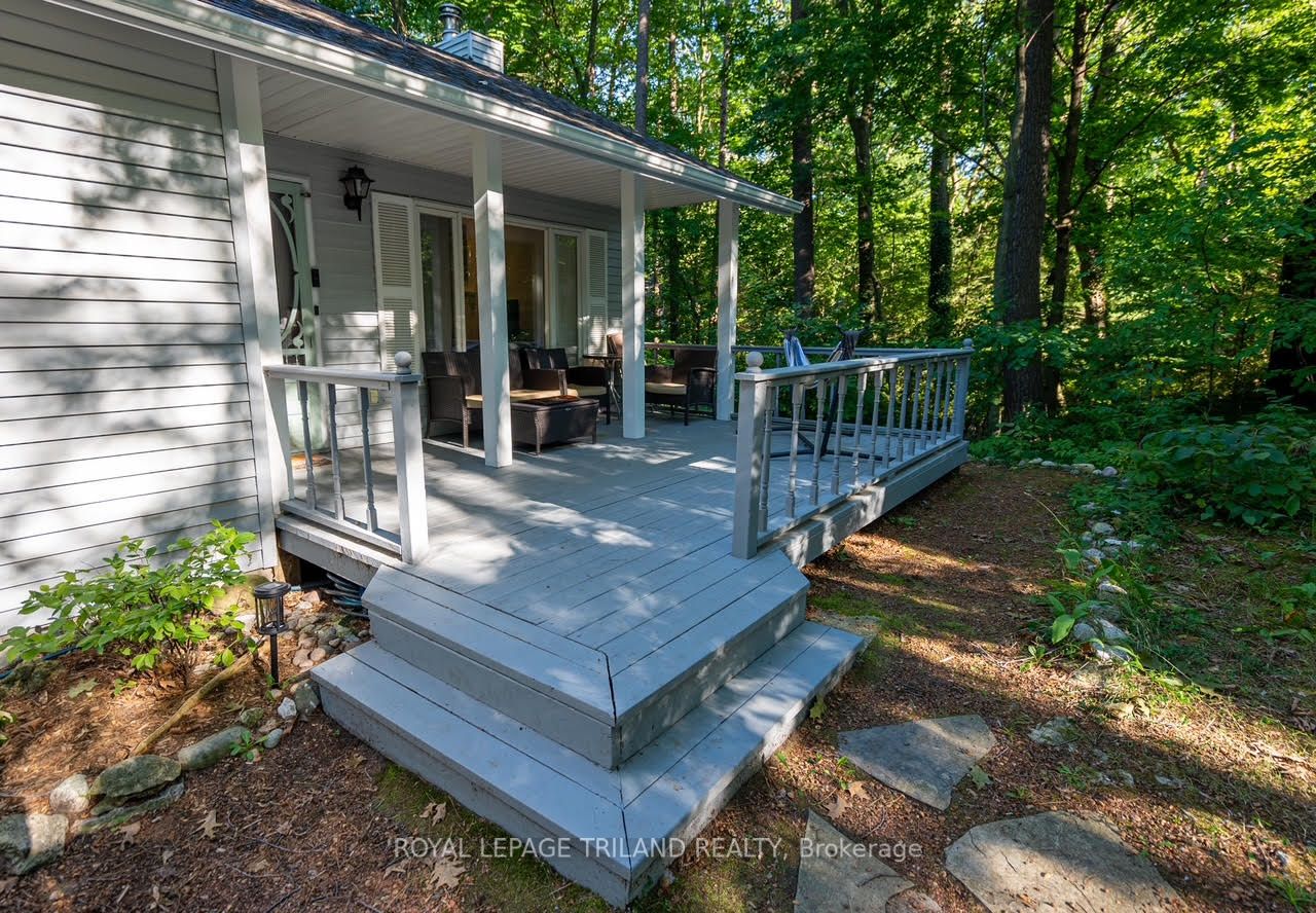 10262 Oakburn Court Property Photo 2