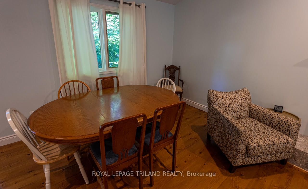 10262 Oakburn Court Property Photo 11