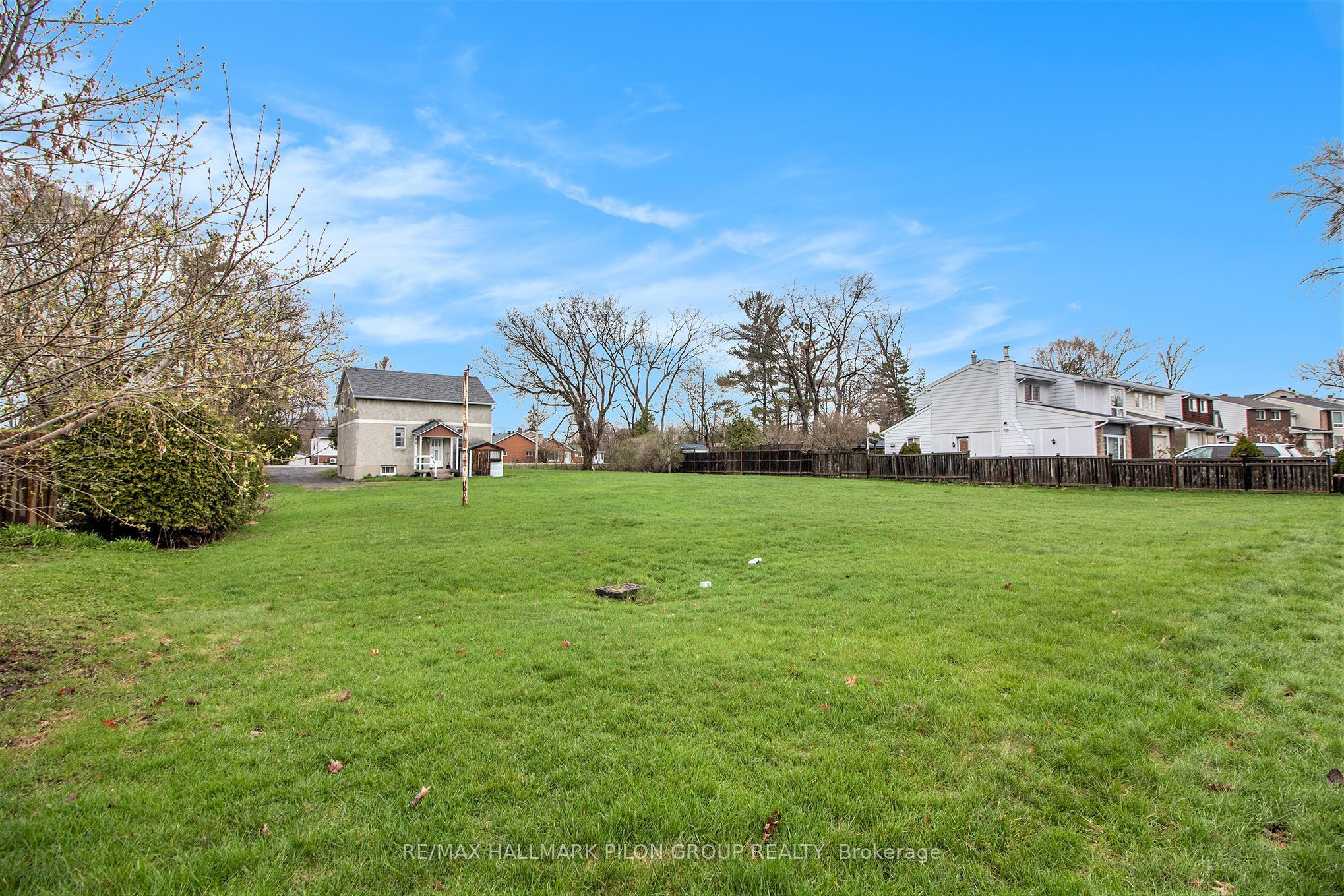 2446 Innes Road Property Photo 18