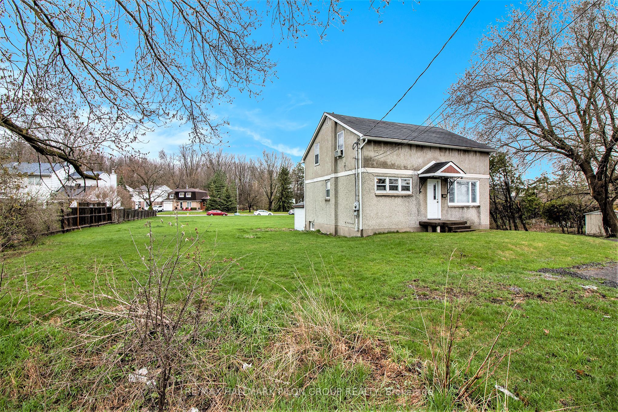 2446 Innes Road Property Photo 22