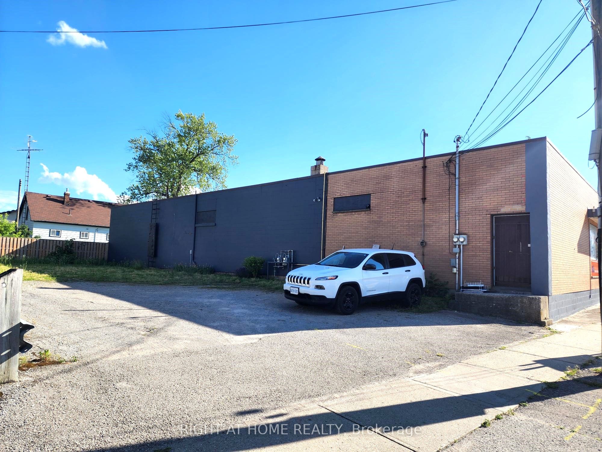 289 James Street Property Photo 3