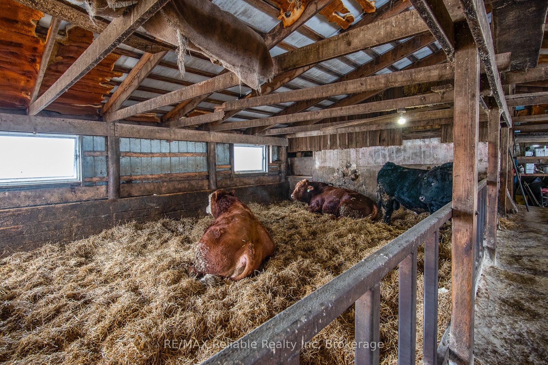 518 South Kinloss Avenue Property Photo 17