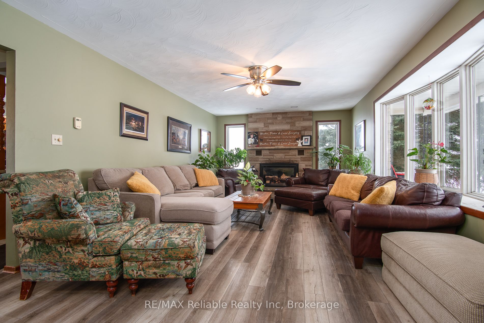 518 South Kinloss Avenue Property Photo 21